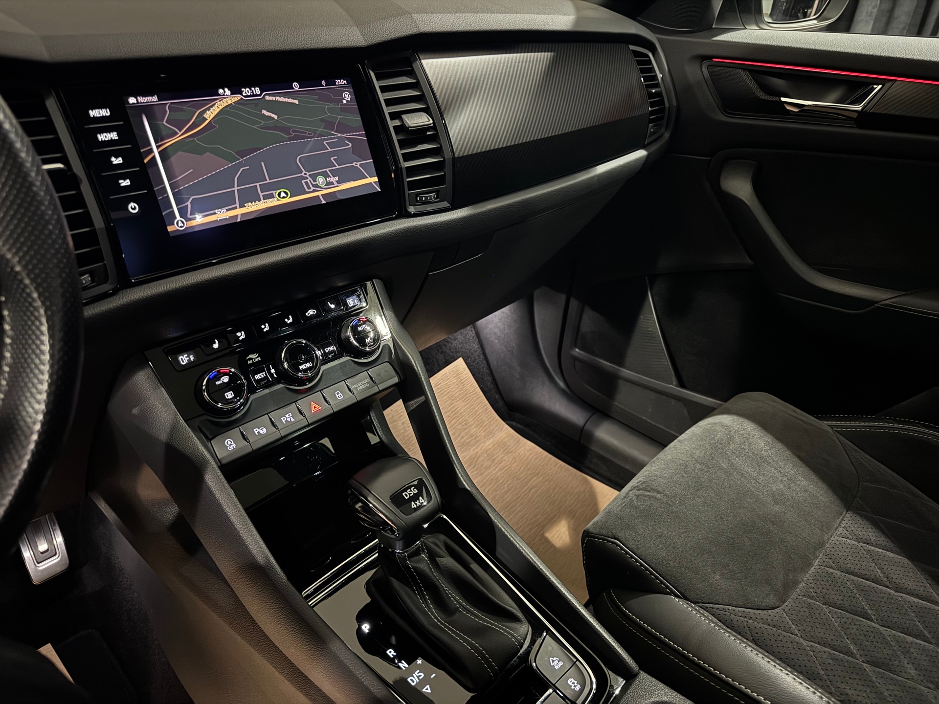 SKODA Kodiaq 2.0 TSI 4x4 Sport Line | CH | 7Plätzer |-image-23