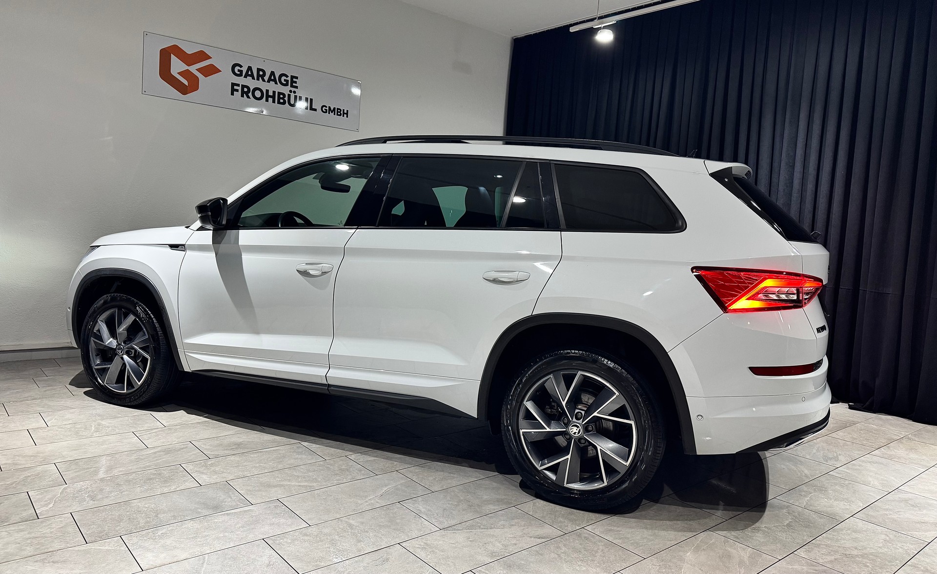 SKODA Kodiaq 2.0 TSI 4x4 Sport Line | CH | 7Plätzer |-image-8
