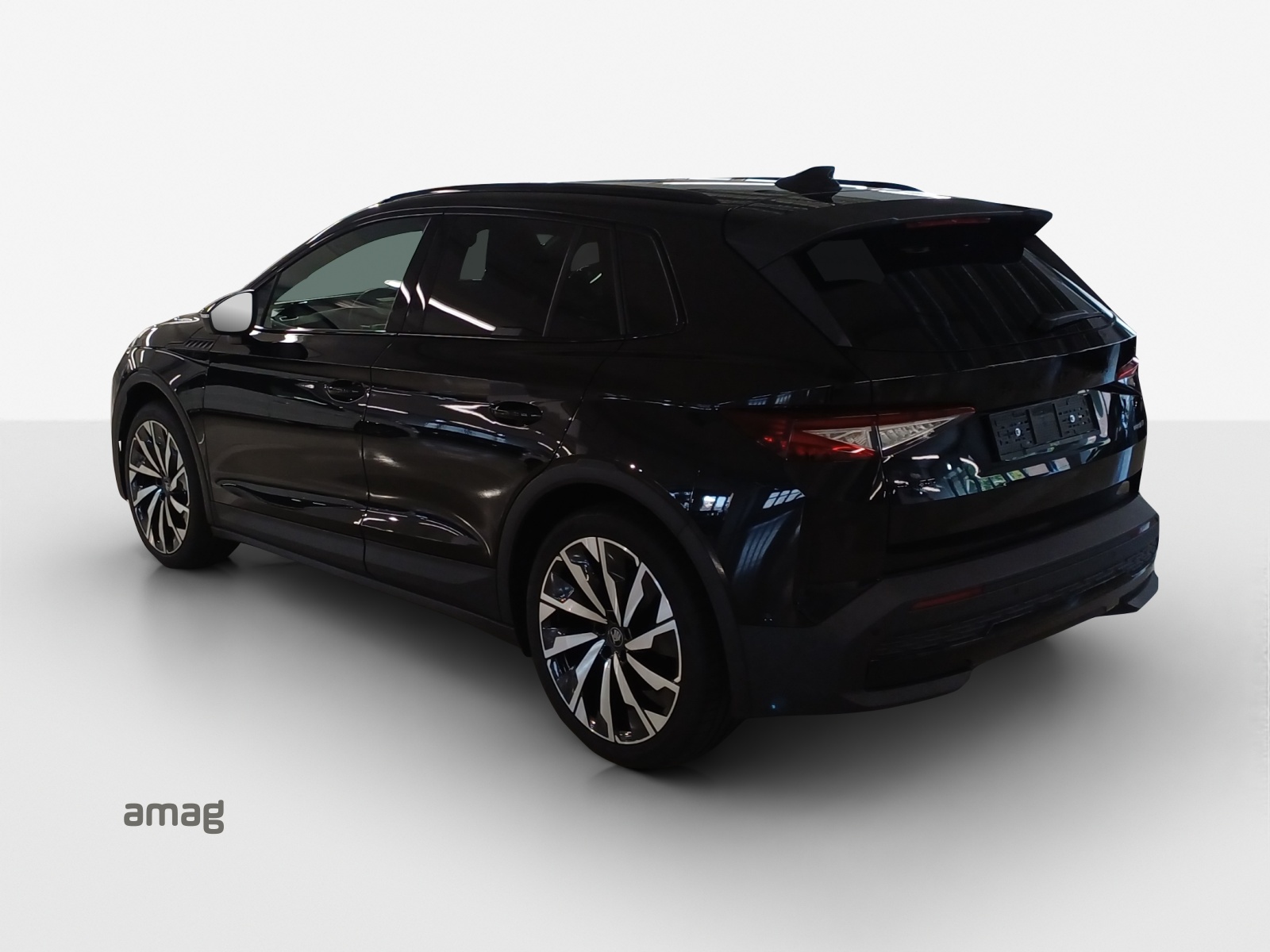 SKODA Elroq 85x Sportline 4x4-image-2