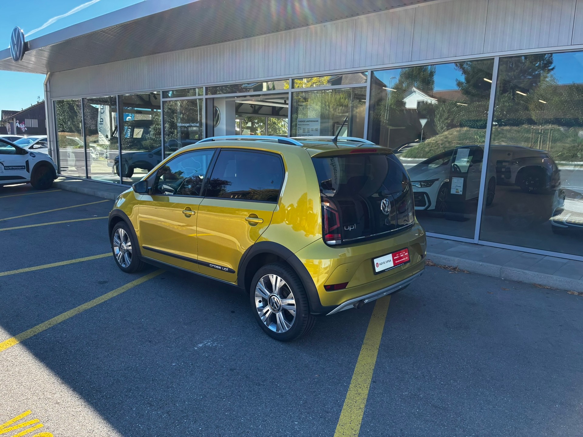 VW CrossUp 1.0 TSI-image-3