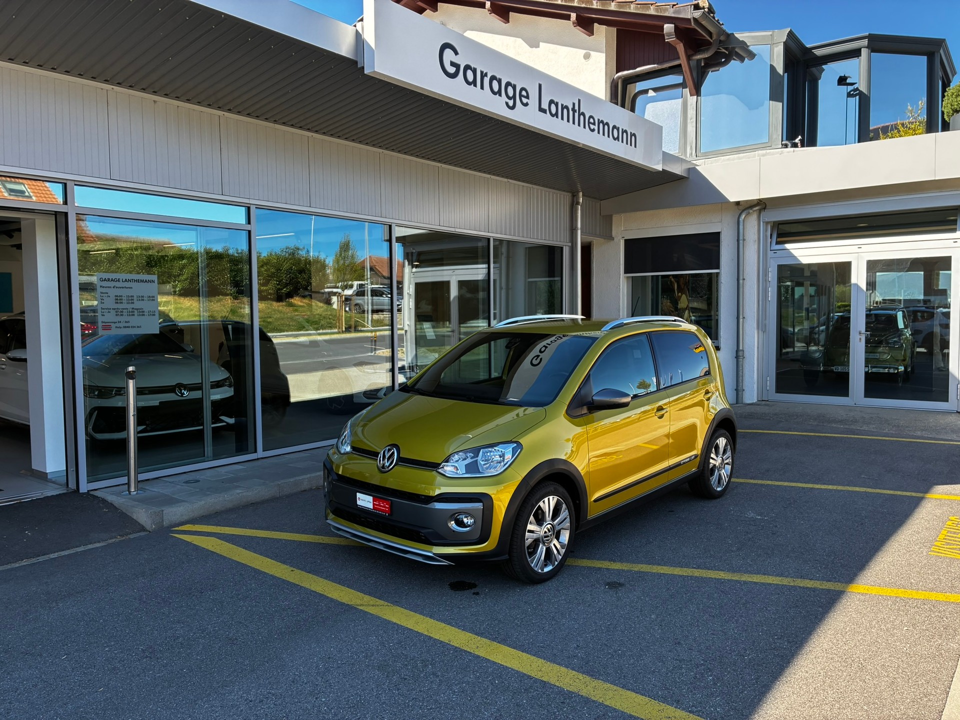 VW CrossUp 1.0 TSI-image-2