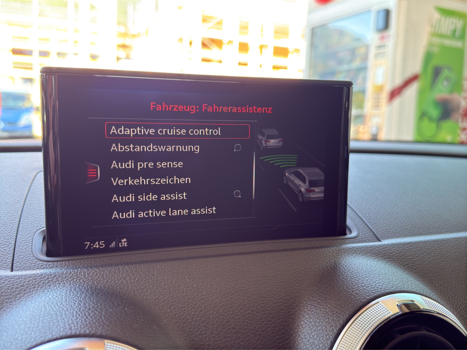 AUDI A3 Sportback 1.4 e-tron Sport S-tronic-image-13