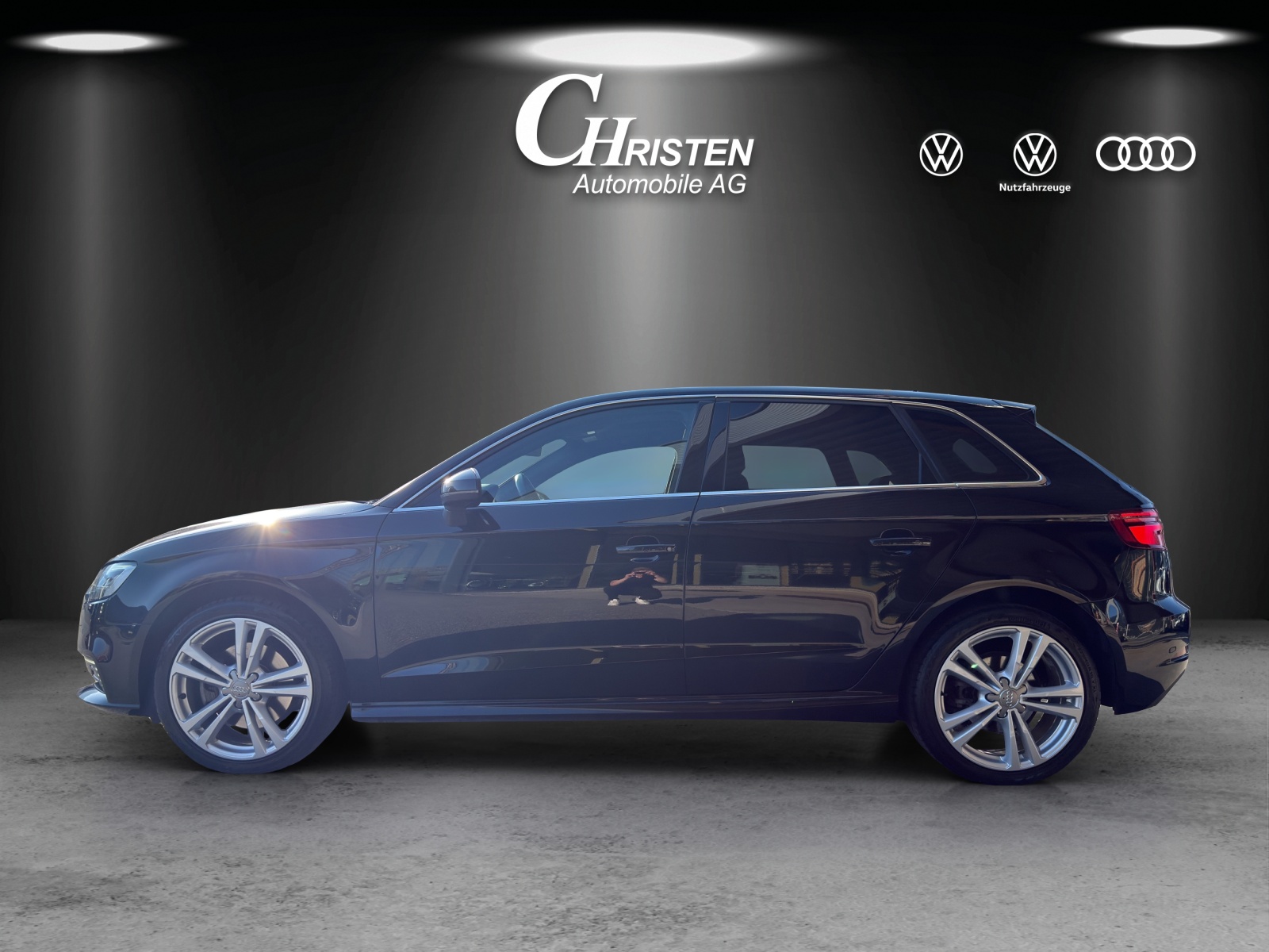 AUDI A3 Sportback 1.4 e-tron Sport S-tronic-image-1