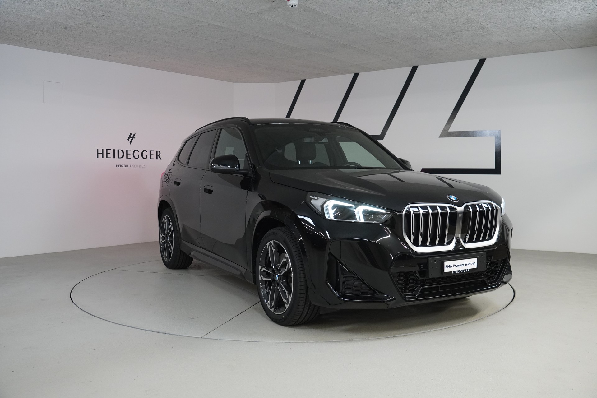 BMW X1 xDrive 23d 48V M Sport-image-2