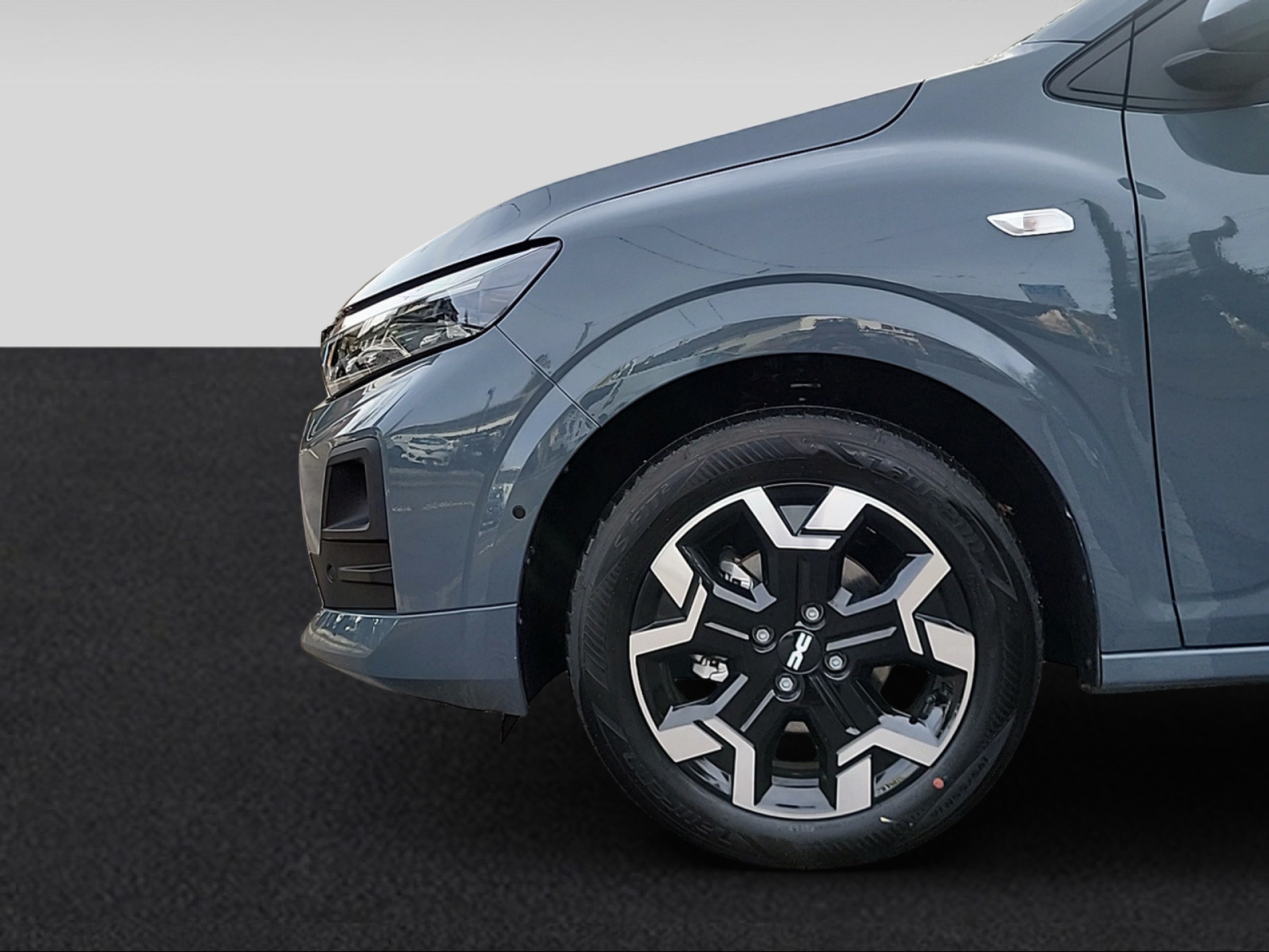 DACIA Sandero-image-4