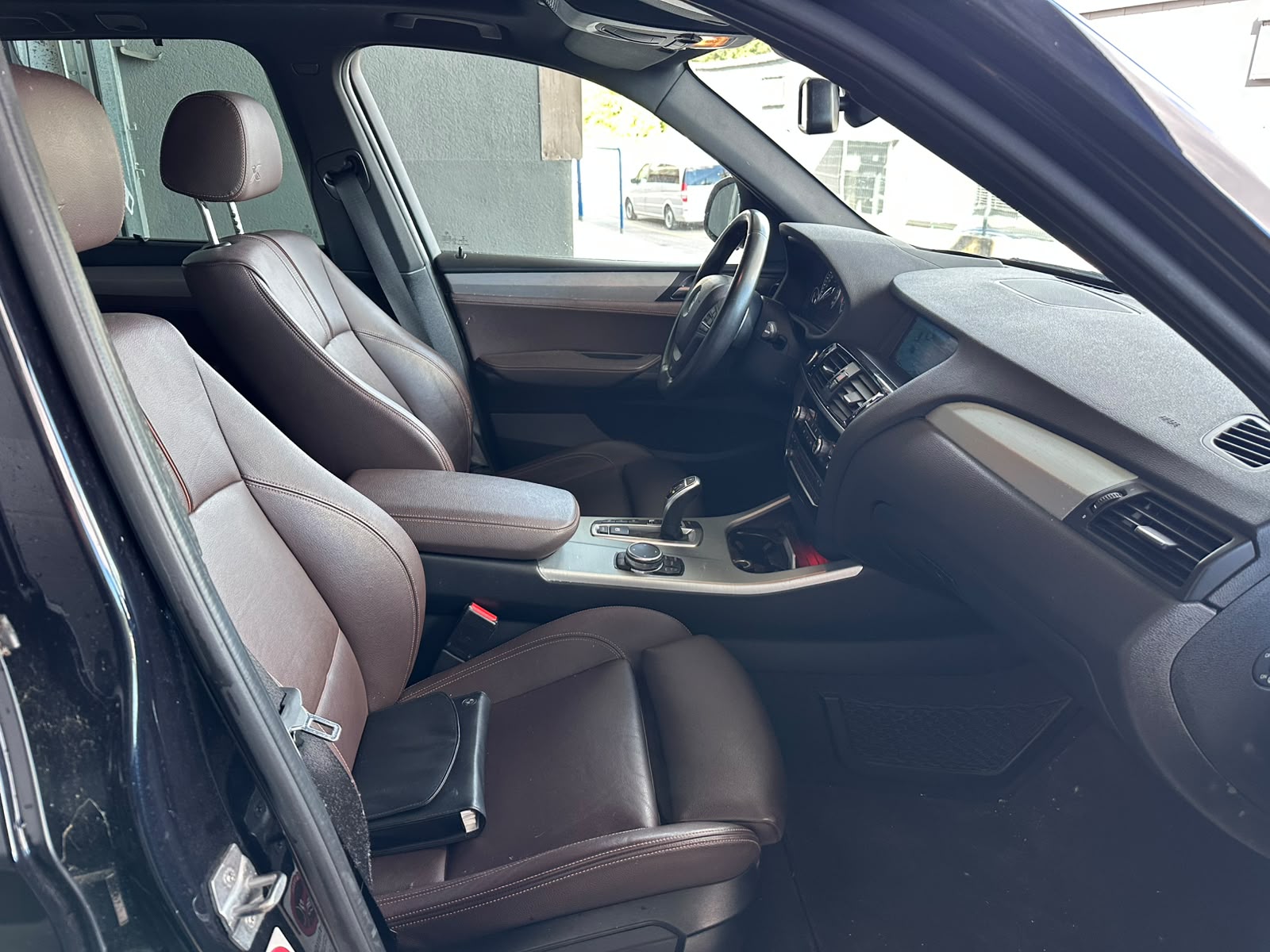 BMW X3 xDrive 35i Pack M Steptronic-image-9