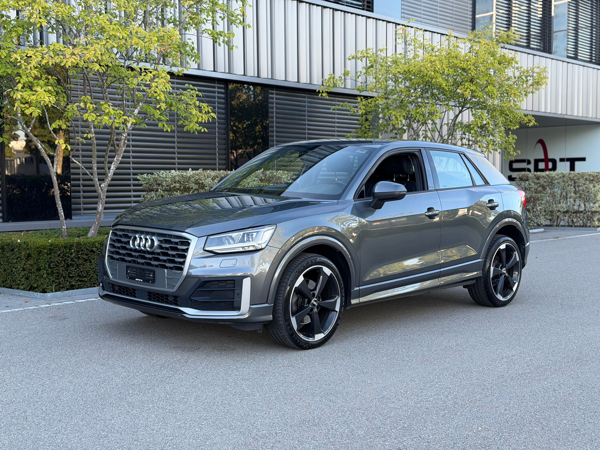 AUDI Q2 1.4 TFSI sport S-tronic-image-0