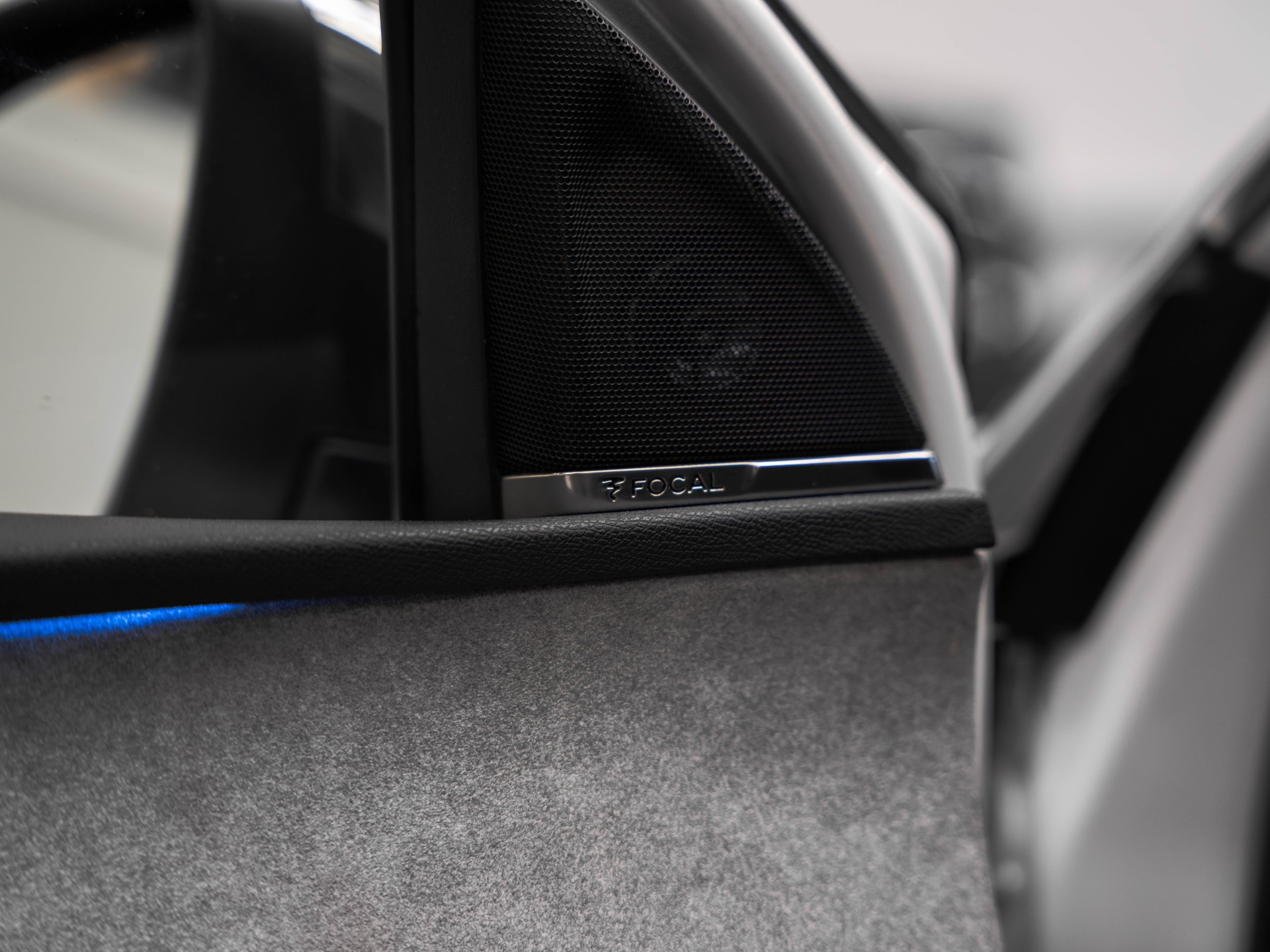 PEUGEOT 3008 2.0 BlueHDi GT EAT-image-19