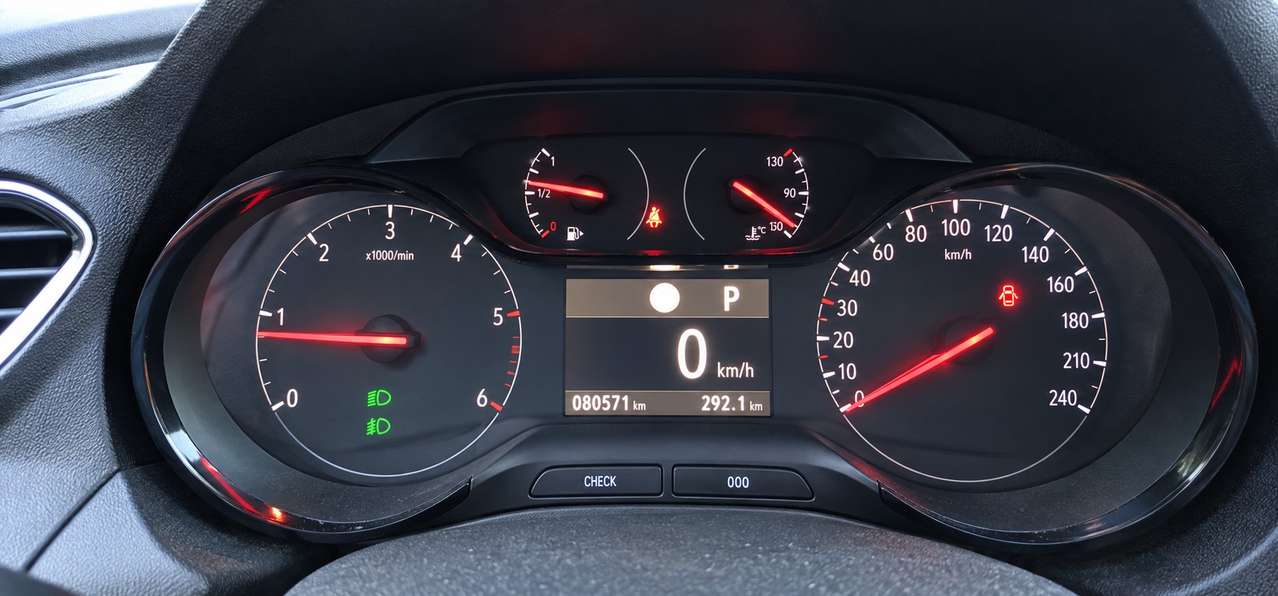 OPEL Grandland X 1.6CDTi Excellence Automatik-image-11