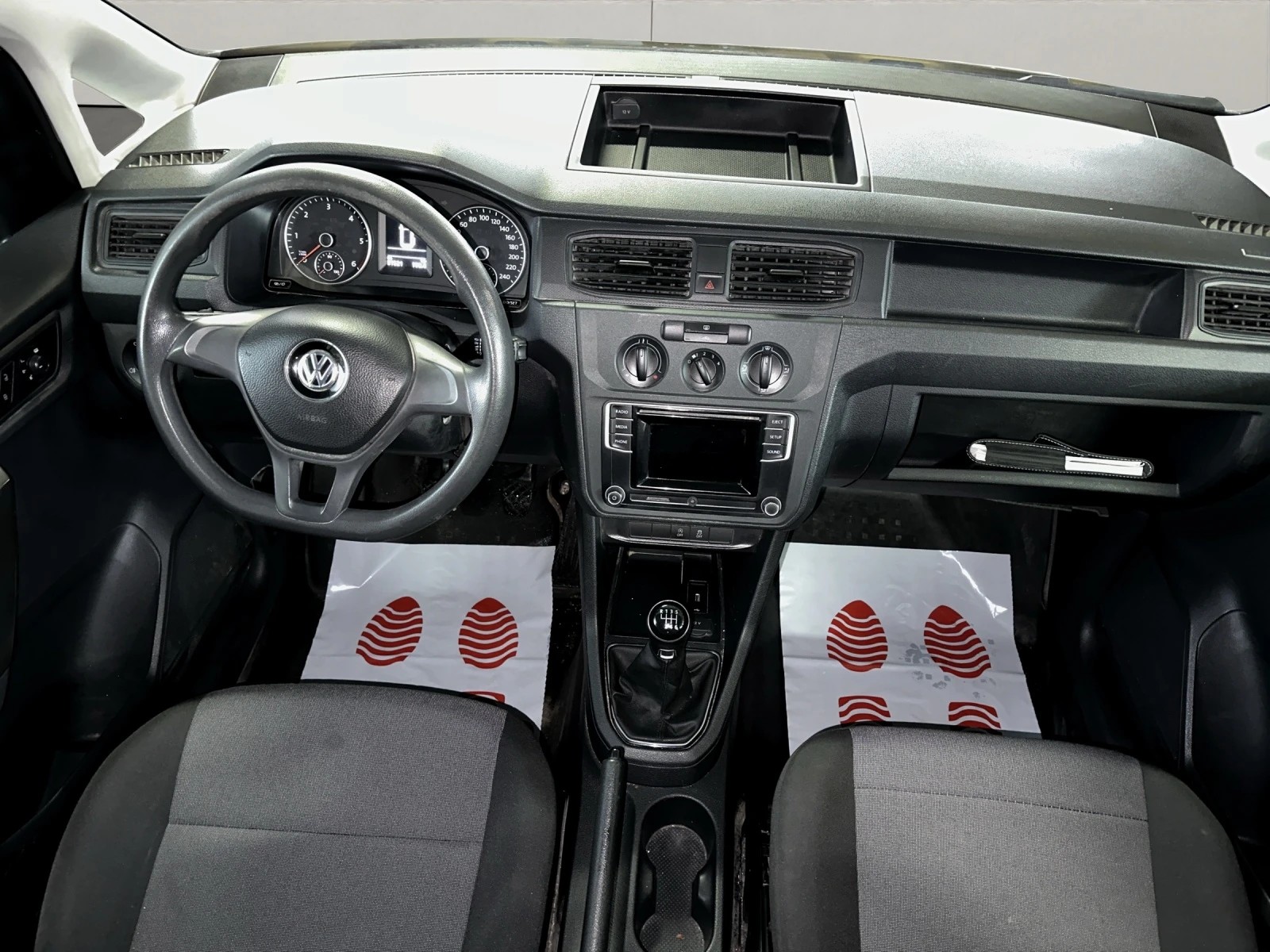 VW Caddy Maxi 1.0TSI BlueMotion Technology-image-11