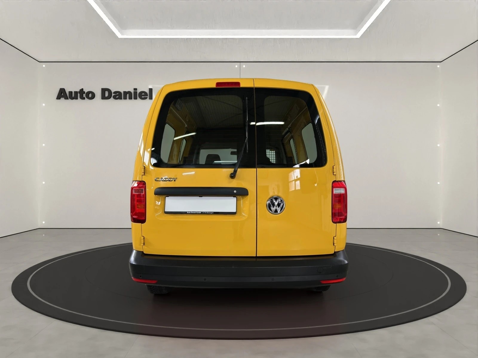 VW Caddy Maxi 1.0TSI BlueMotion Technology-image-5