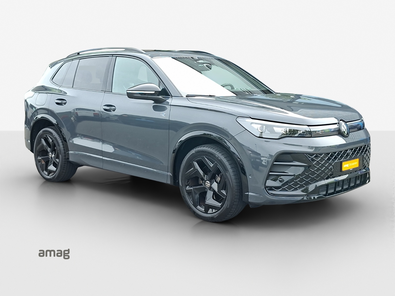 VW Tiguan 2.0 TSI DSG R-Line 4Motion-image-5