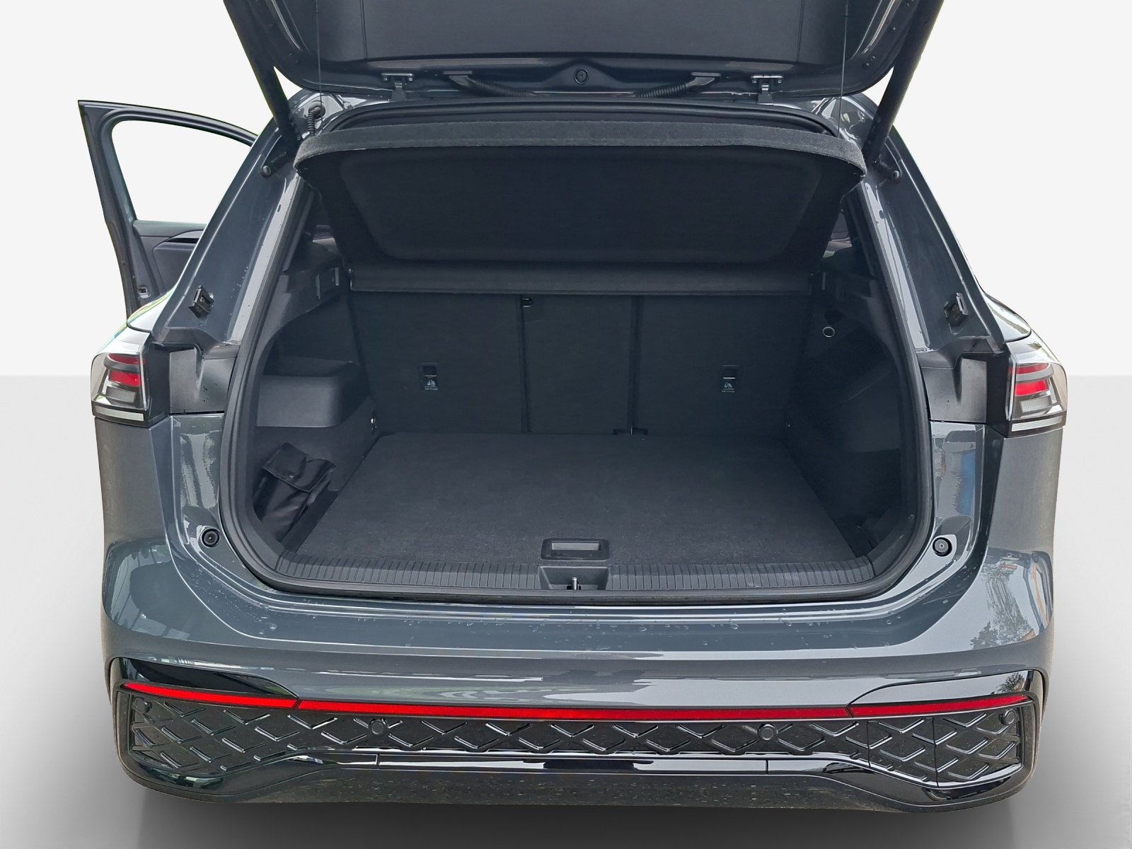 VW Tiguan 2.0 TSI DSG R-Line 4Motion-image-12
