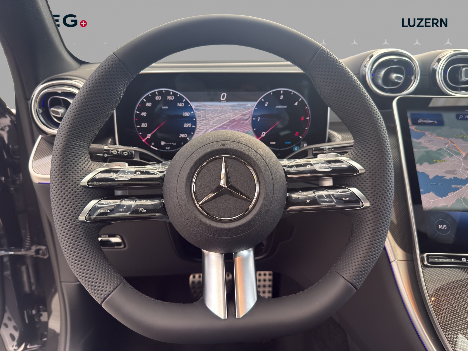 MERCEDES-BENZ GLC 220 d 4Matic 9G-Tronic-image-9