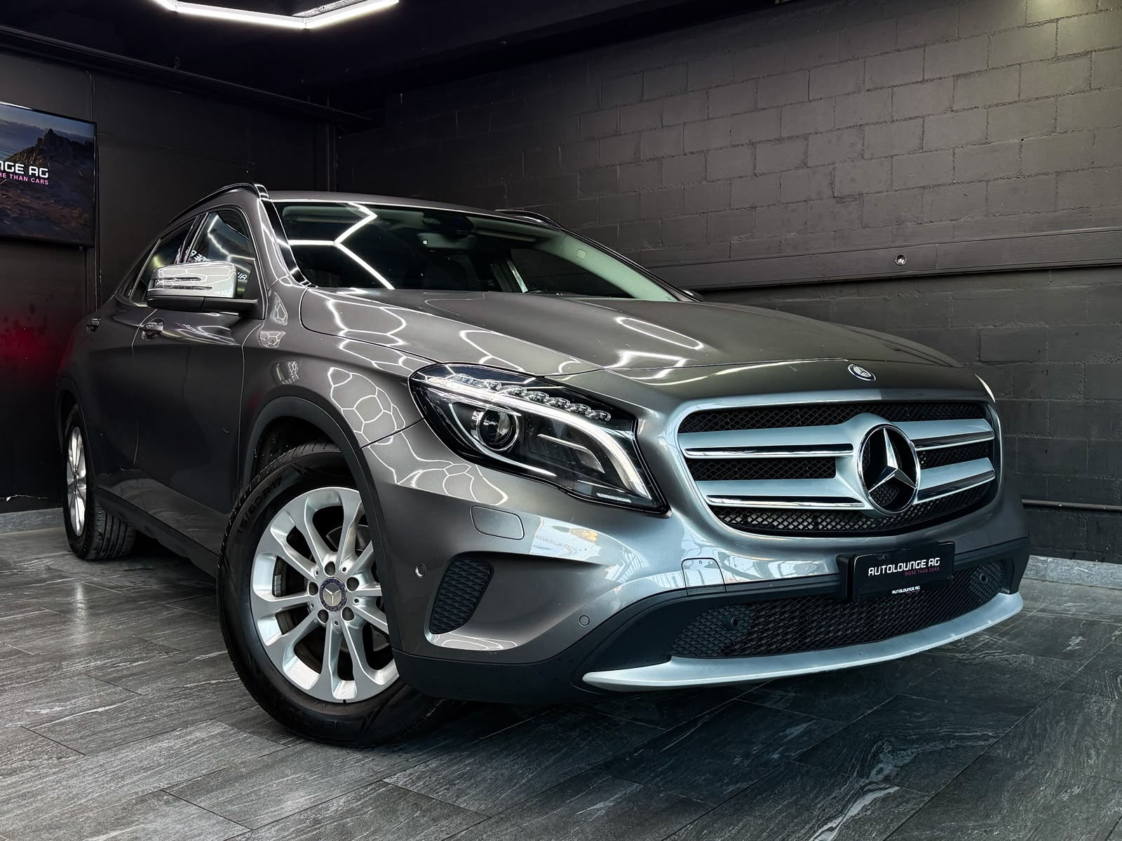 MERCEDES-BENZ GLA 200 CDI Swiss Star Edition Style 4Matic 7G-DCT-image-0