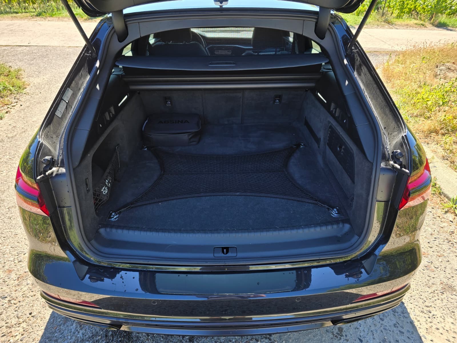 AUDI A6 Avant 55 TFSIe Sport quattro S-tronic-image-9