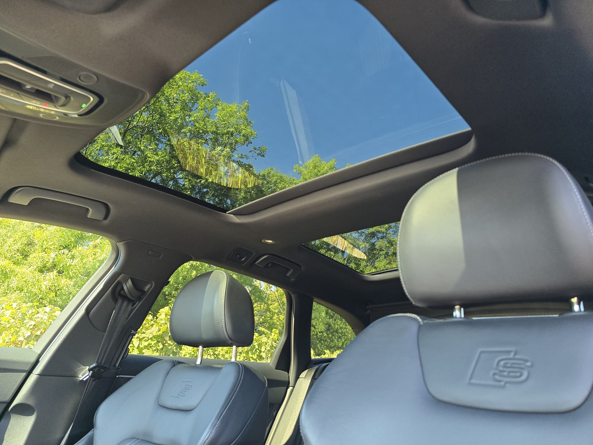 AUDI A6 Avant 55 TFSIe Sport quattro S-tronic-image-15