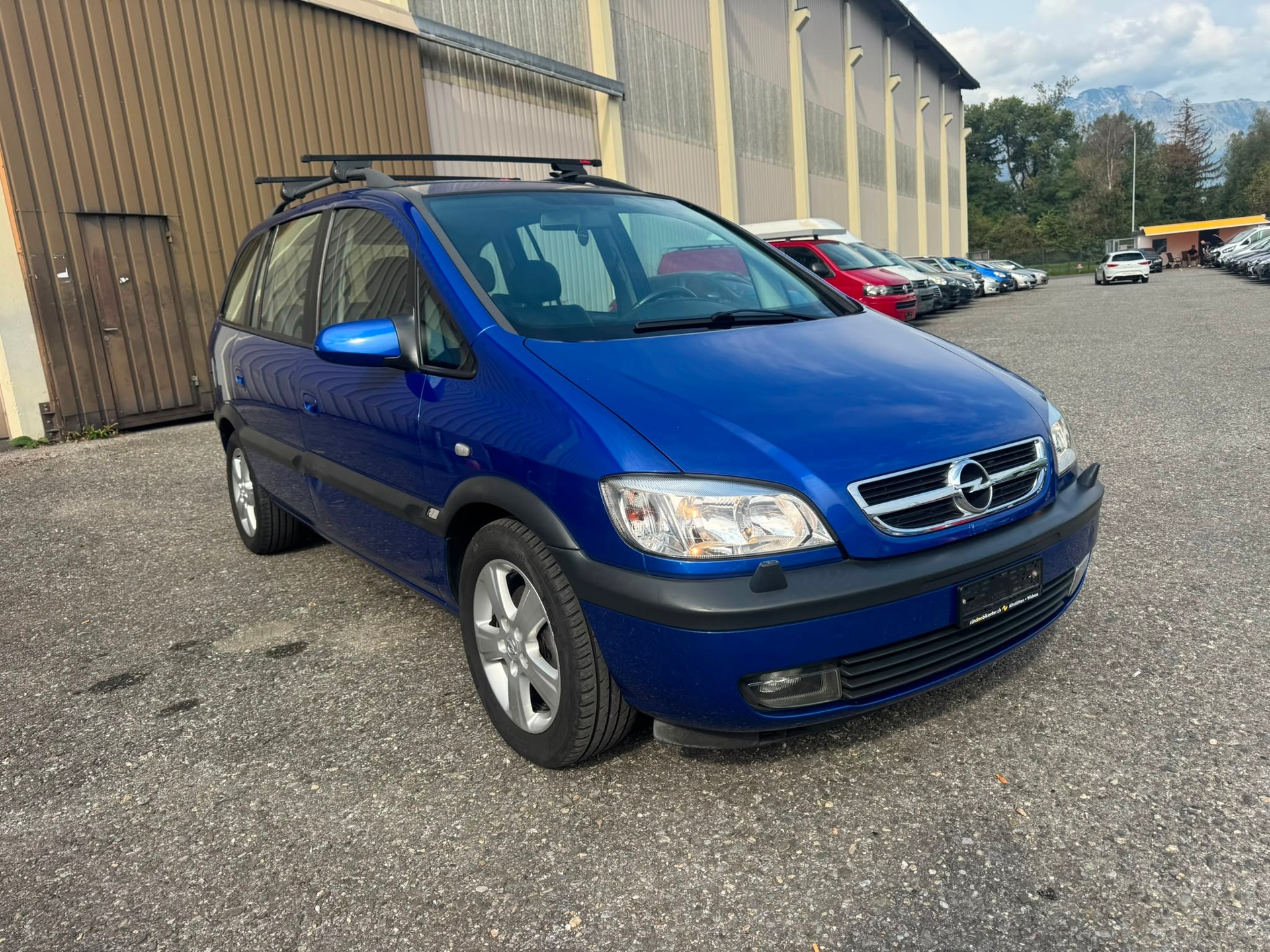 OPEL Zafira 2.2i 16V Edition-image-1