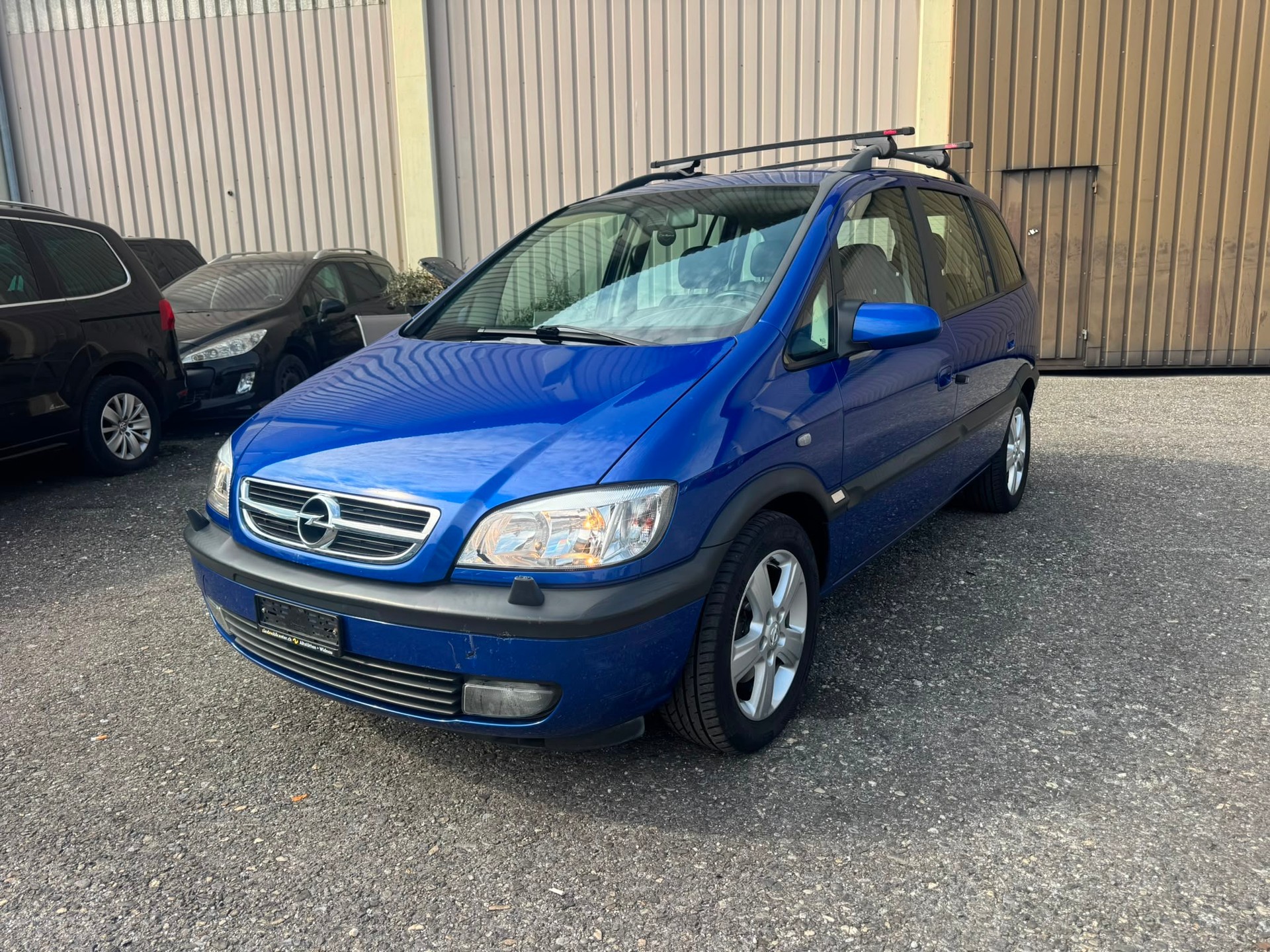 OPEL Zafira 2.2i 16V Edition-image-5