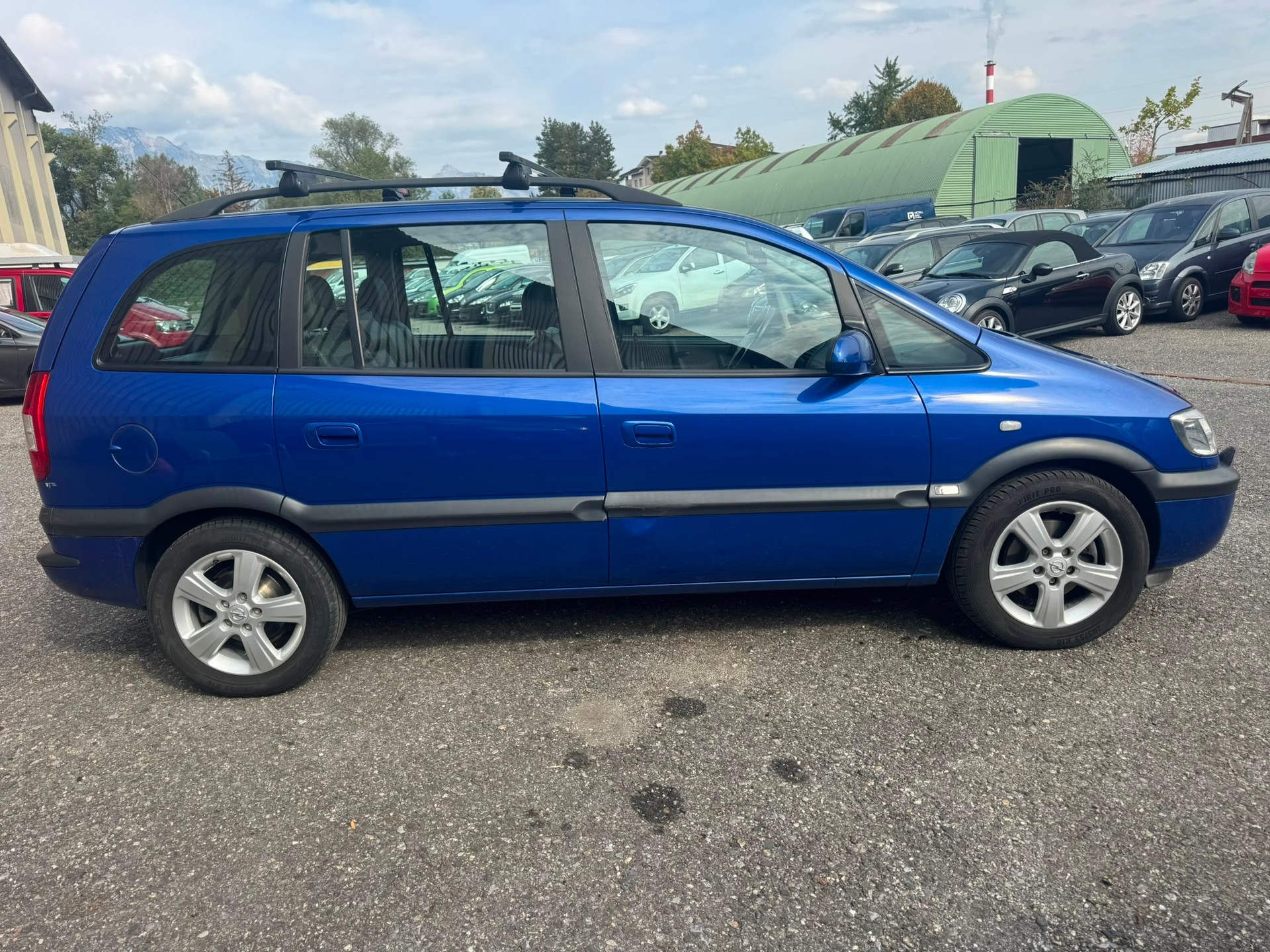 OPEL Zafira 2.2i 16V Edition-image-4