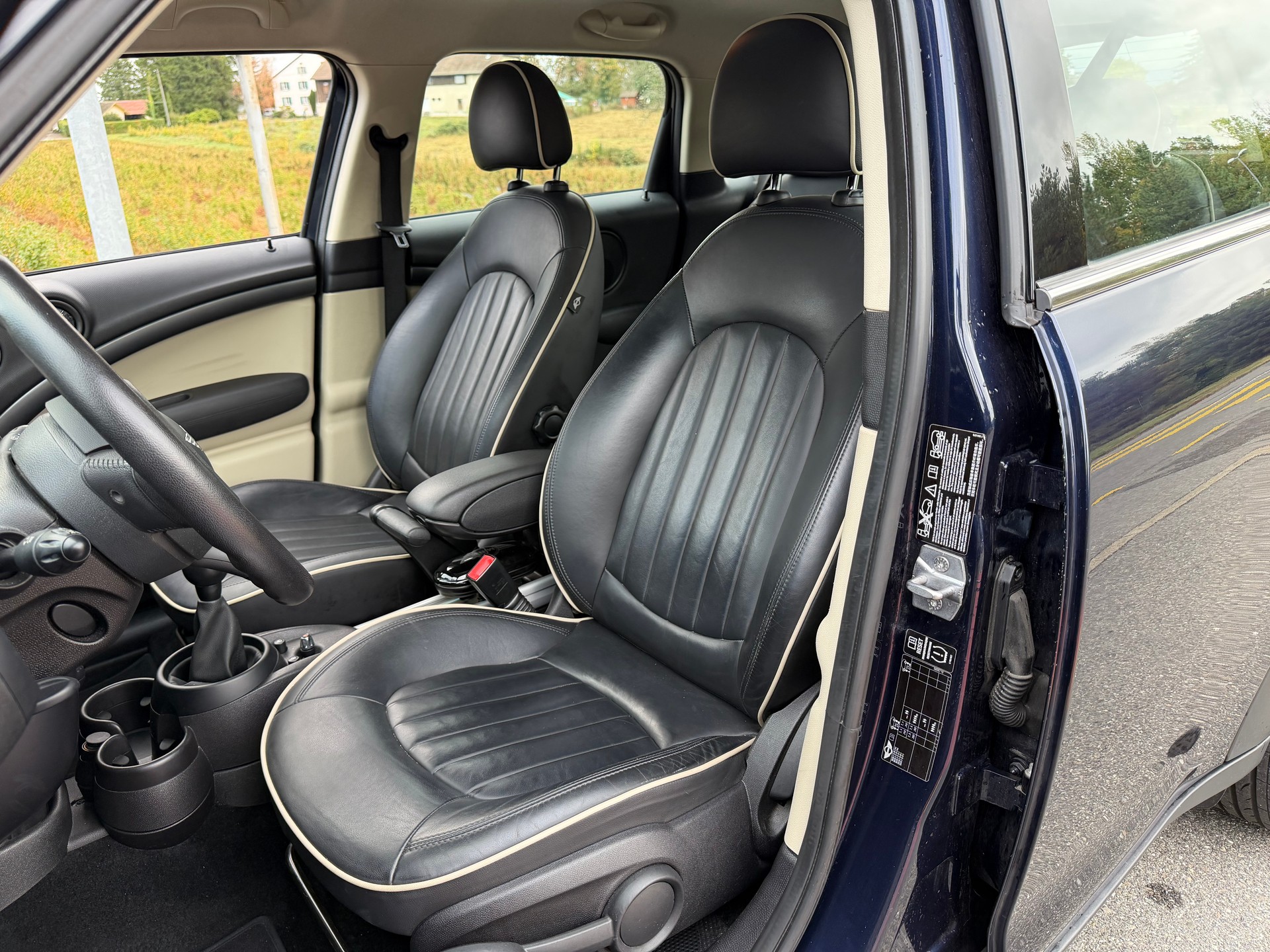 MINI Countryman Cooper S ALL4 Snowhill-image-12