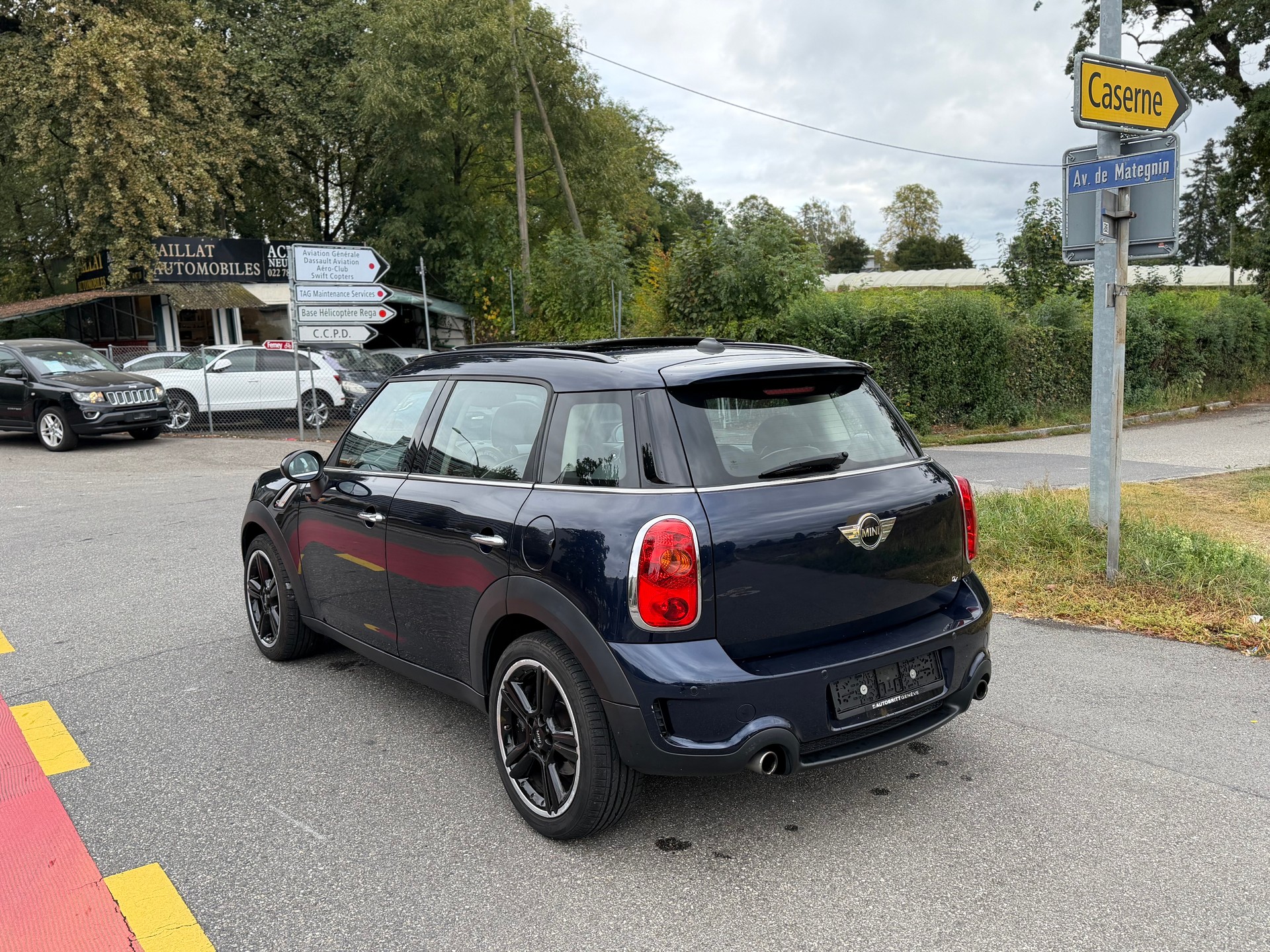 MINI Countryman Cooper S ALL4 Snowhill-image-5