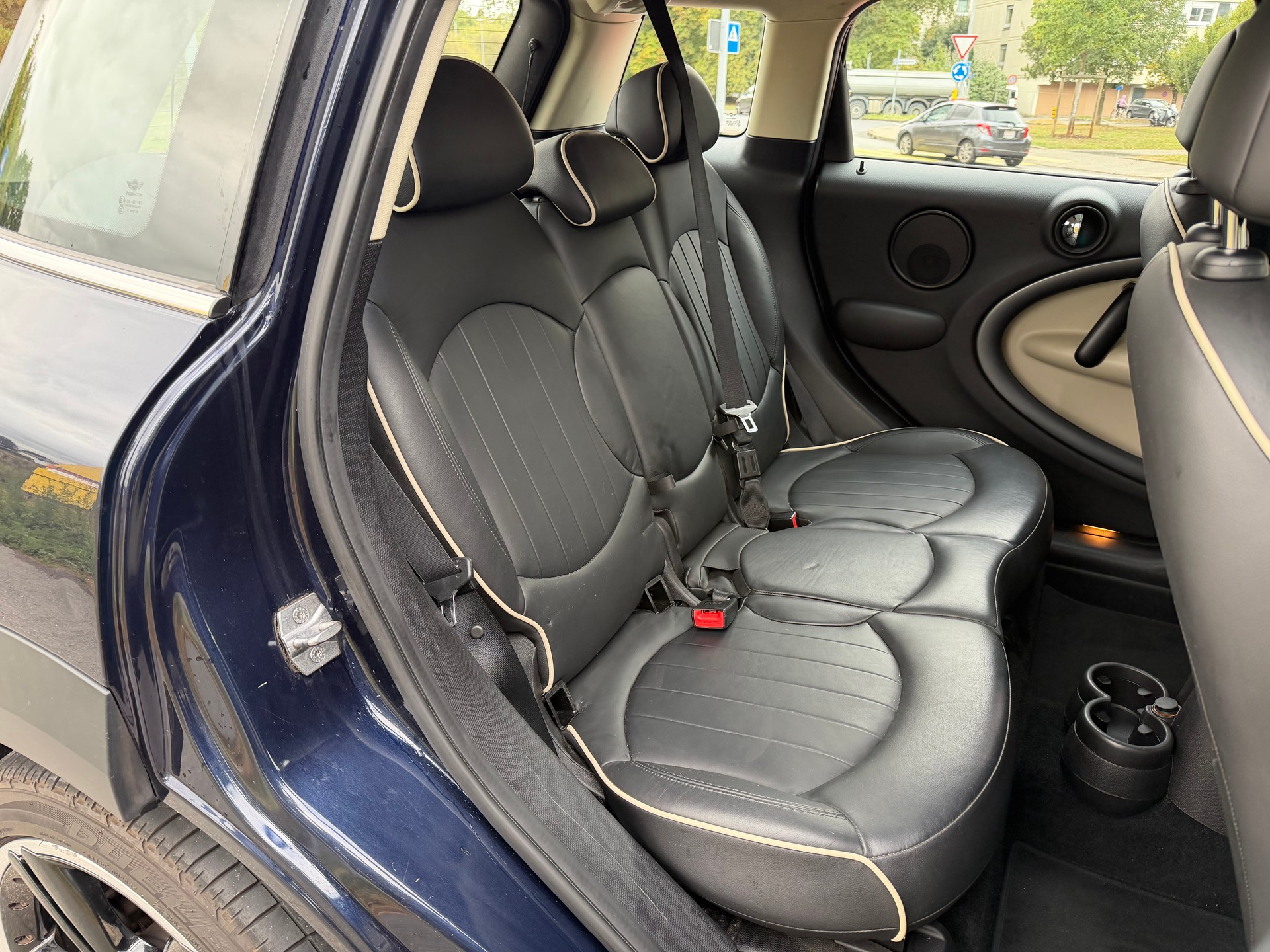 MINI Countryman Cooper S ALL4 Snowhill-image-15