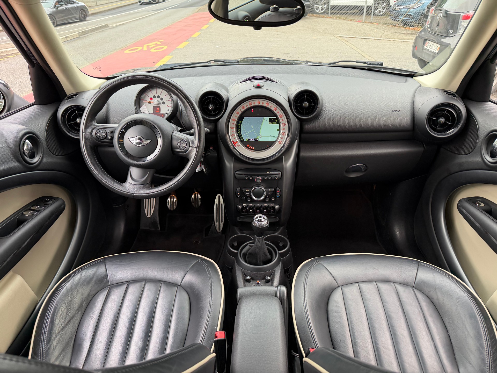 MINI Countryman Cooper S ALL4 Snowhill-image-10