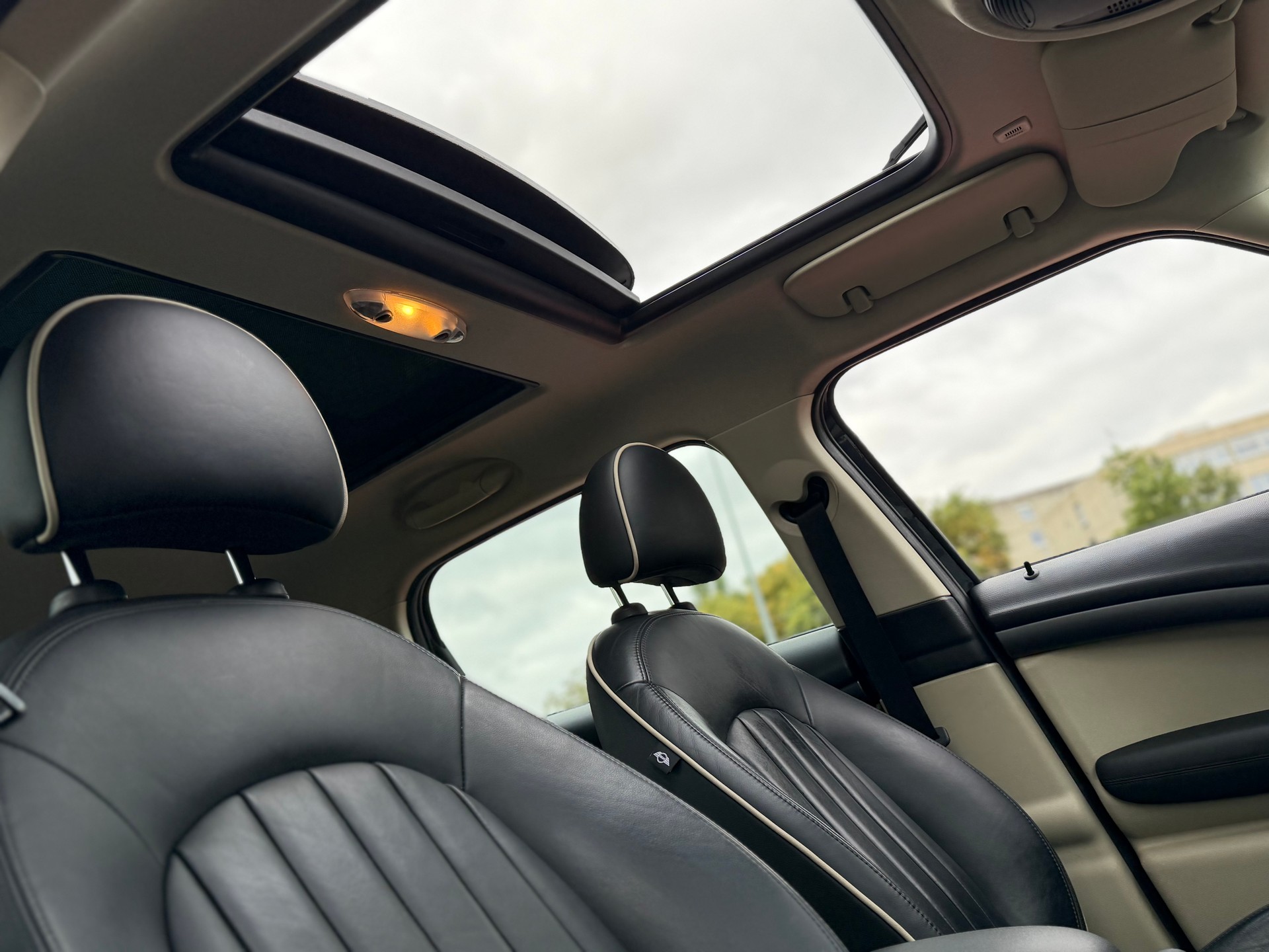 MINI Countryman Cooper S ALL4 Snowhill-image-8