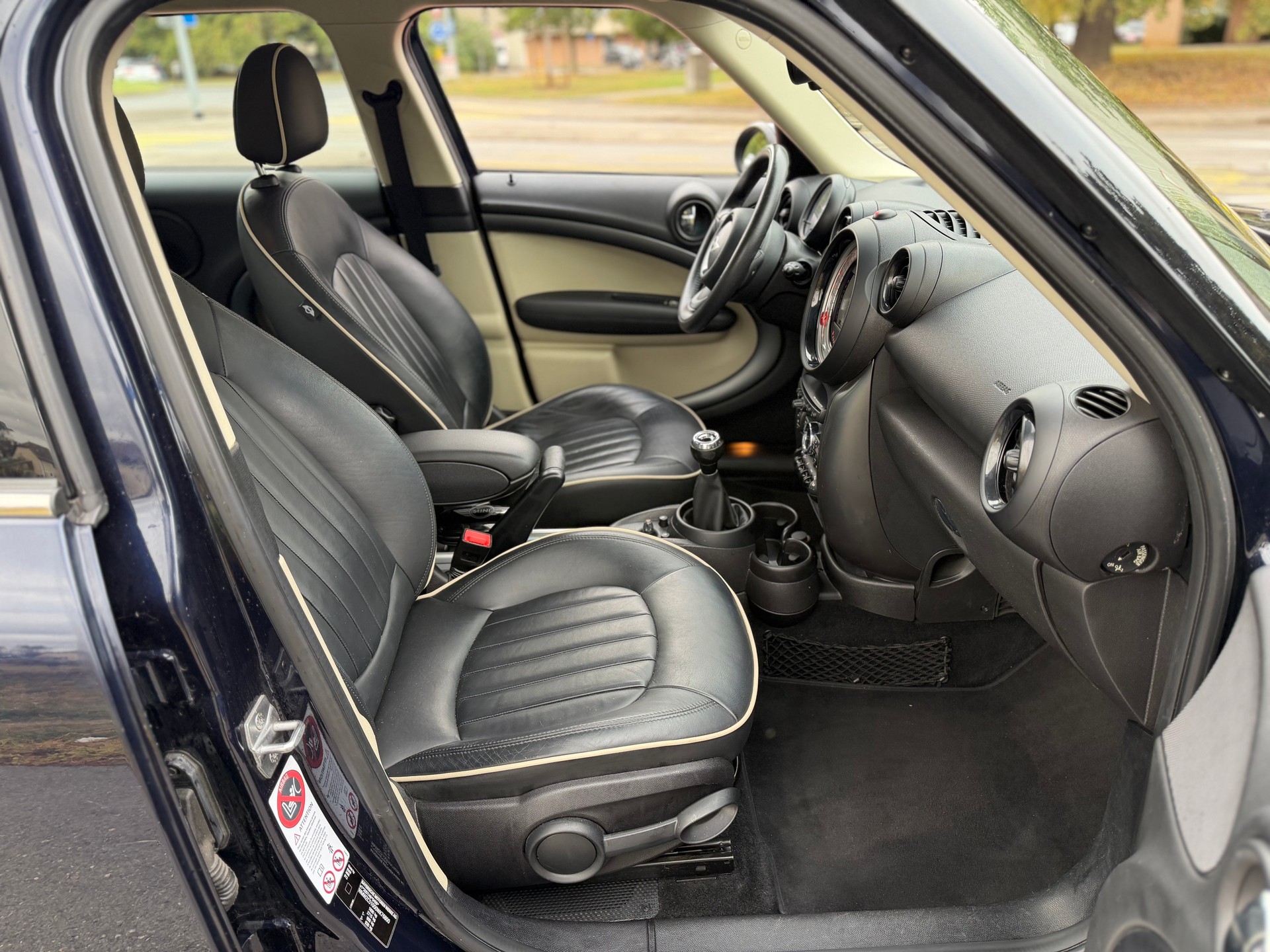 MINI Countryman Cooper S ALL4 Snowhill-image-9