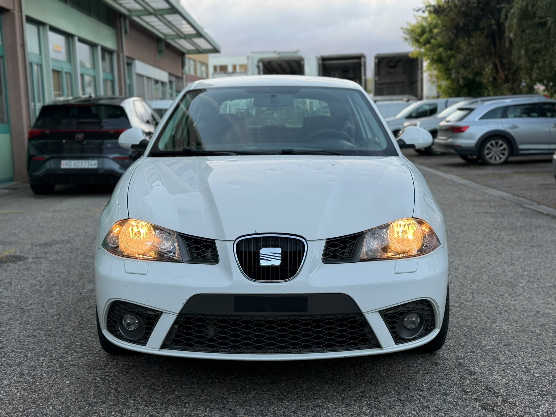 SEAT Ibiza 1.8 20V Turbo FR-showroom-element-1