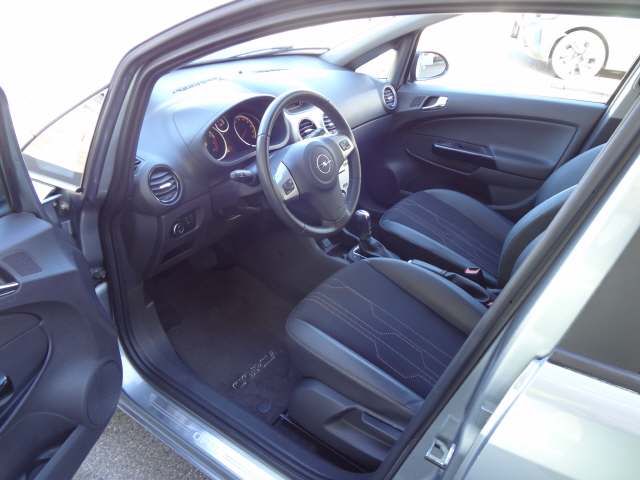 OPEL Corsa 1.4 Anniversary-image-6