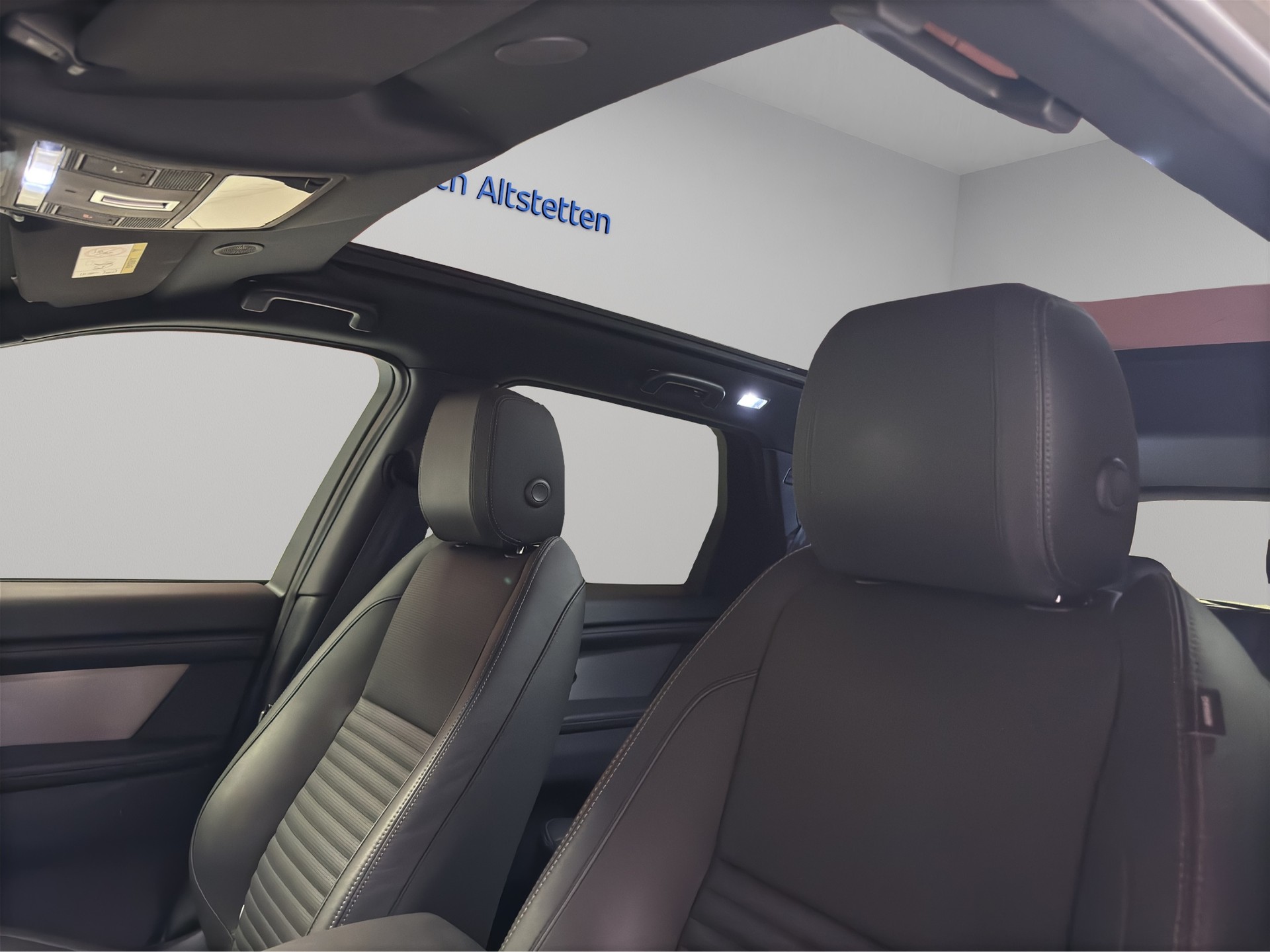 LAND ROVER Discovery Sport 1.5 T 270e Dynamic HSE-image-9