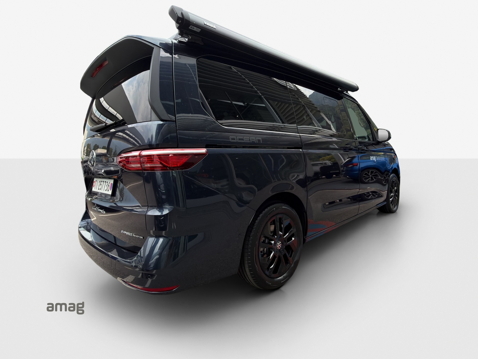 VW California eHybrid Beach Ocean 4Motion-image-4