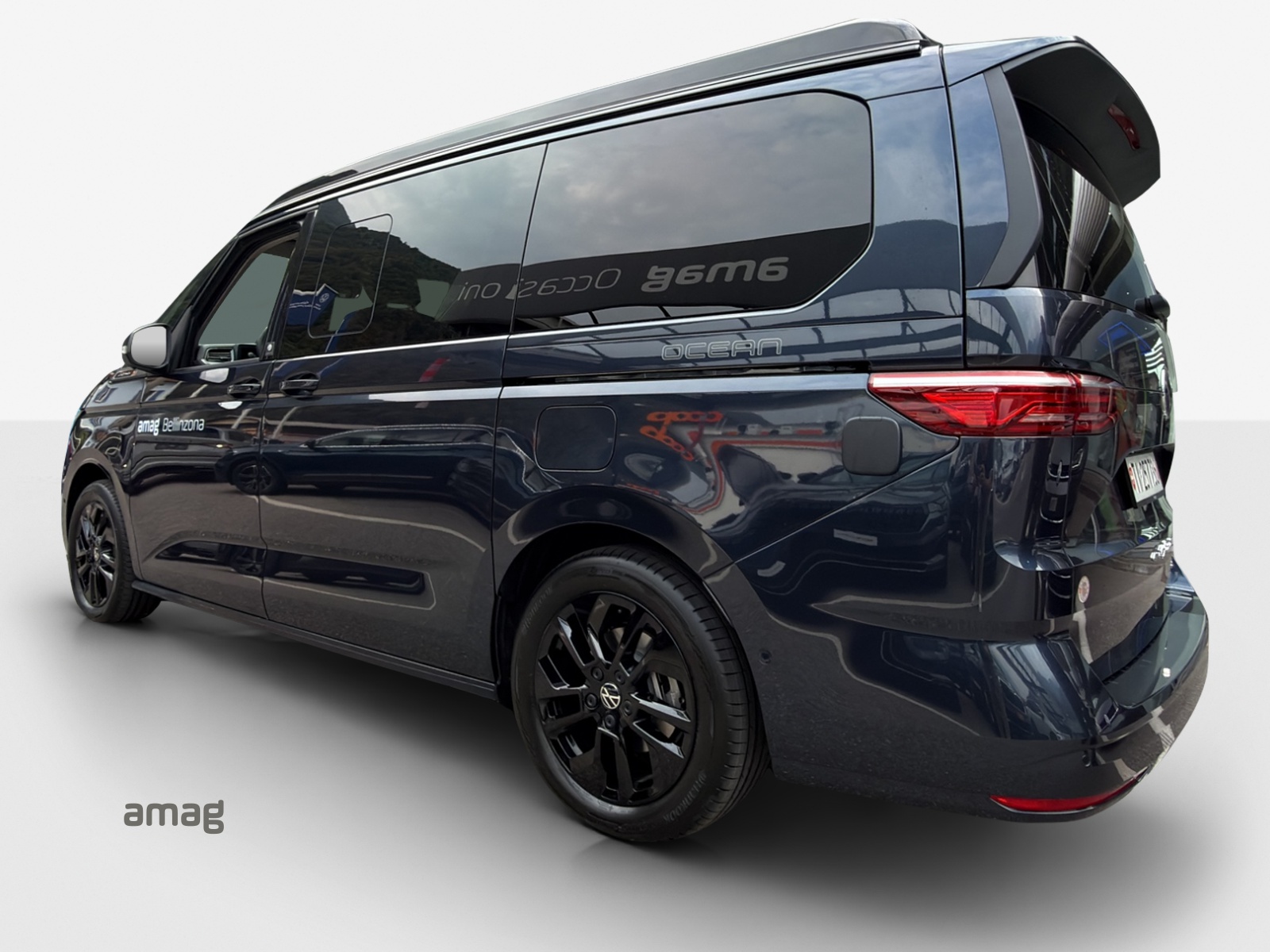 VW California eHybrid Beach Ocean 4Motion-image-2