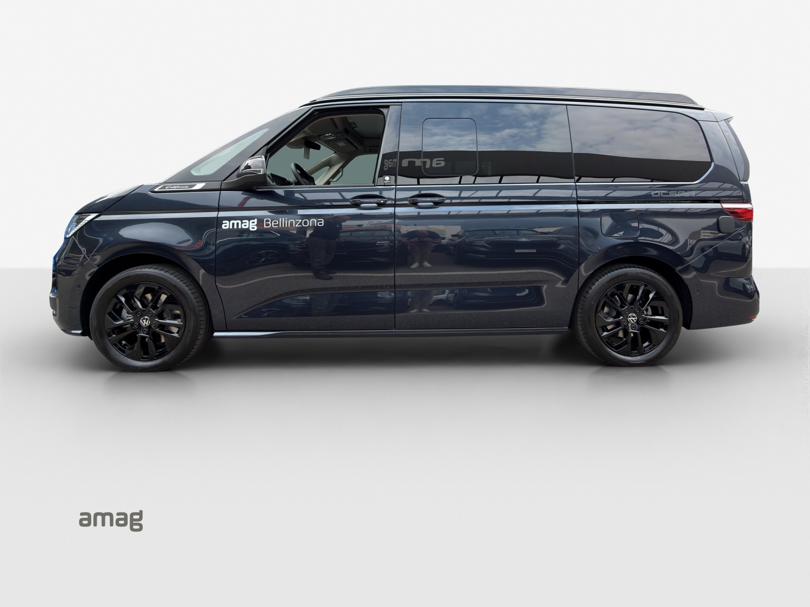 VW California eHybrid Beach Ocean 4Motion-image-1