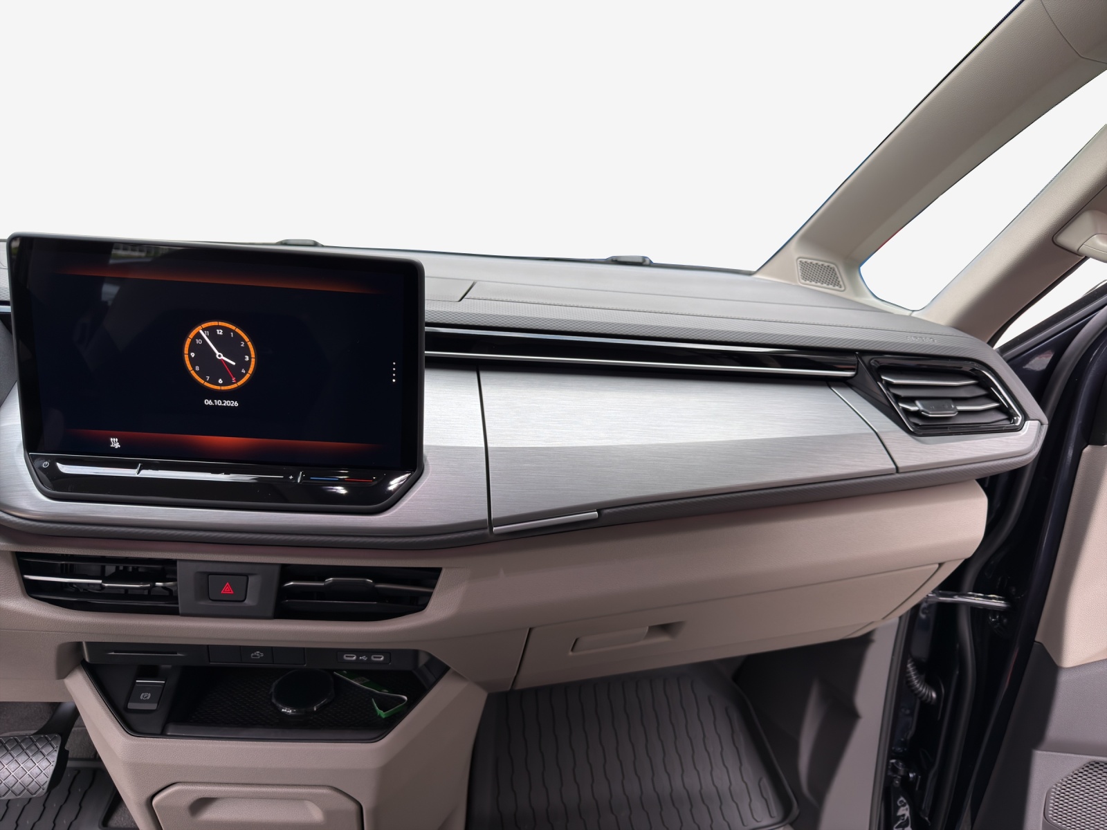 VW California eHybrid Beach Ocean 4Motion-image-10