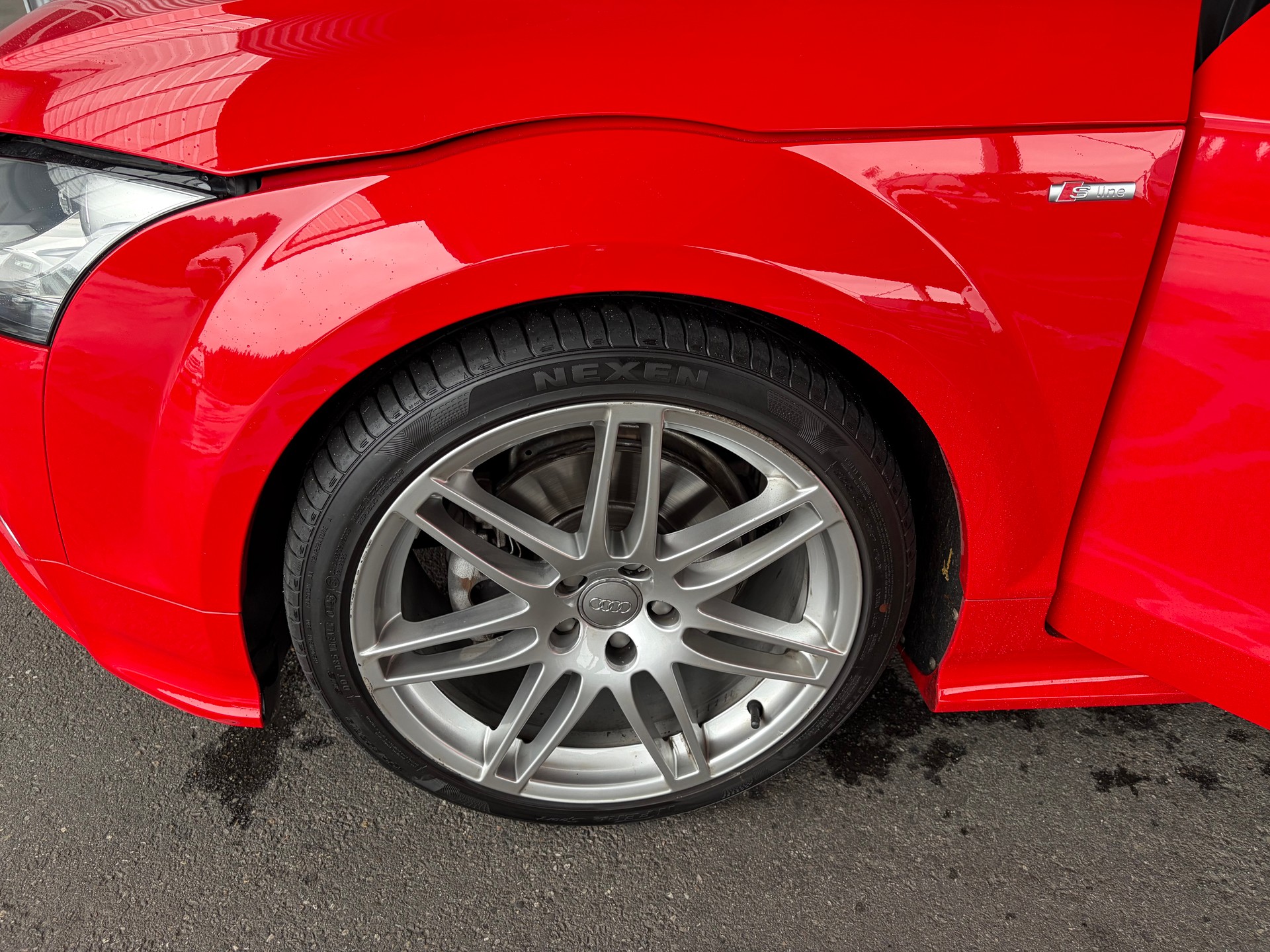 AUDI TTS 2.0 TFSi Quattro S-Line-image-11