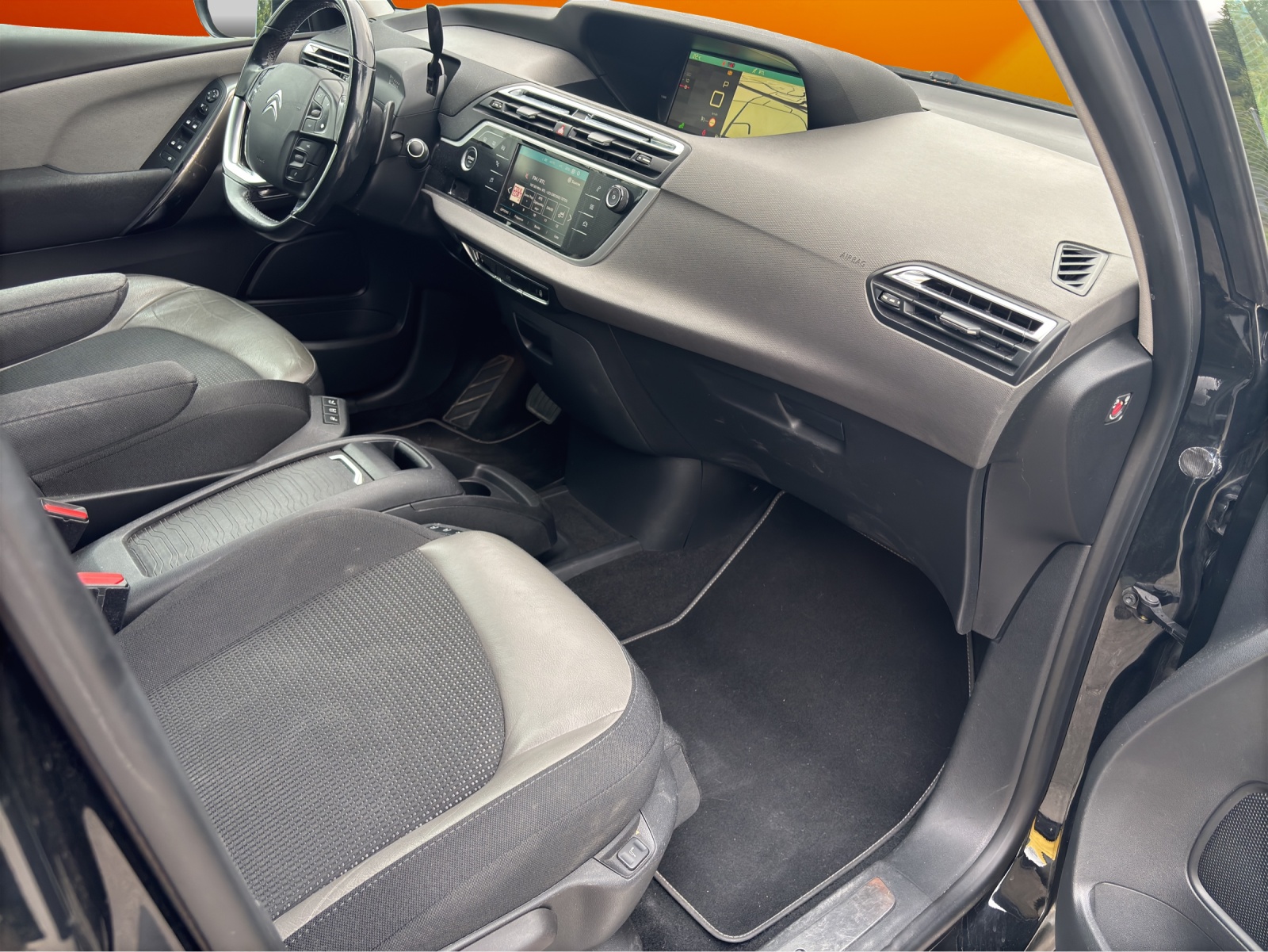 CITROEN C4 Picasso 1.6i 16V THP Shine EAT6 "GRELE"-image-11