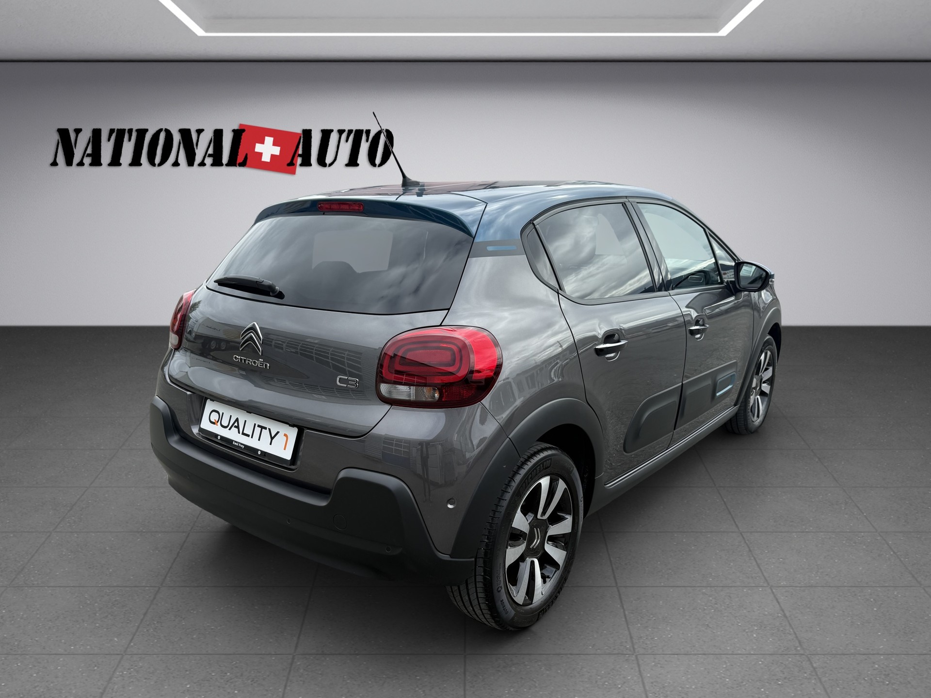 CITROEN C3 1.2i PureTech Swiss Edition EAT6-image-3