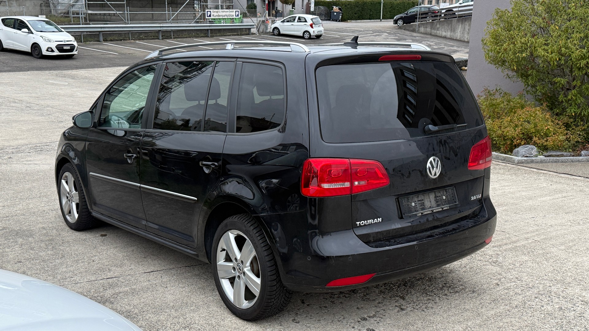 VW Touran 2.0 TDI Highline DSG frisch ab MFK, Servicegepflegt , 7 Plätze, 1 Jahre oder 20000km Garantie-image-5