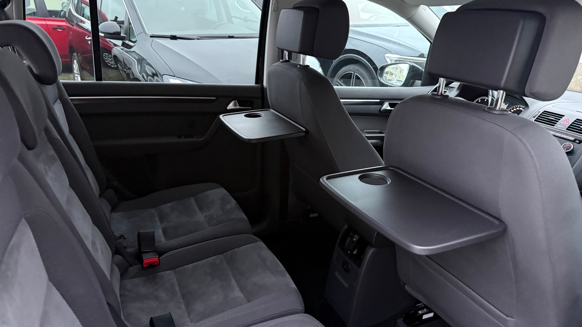 VW Touran 2.0 TDI Highline DSG frisch ab MFK, Servicegepflegt , 7 Plätze, 1 Jahre oder 20000km Garantie-image-15