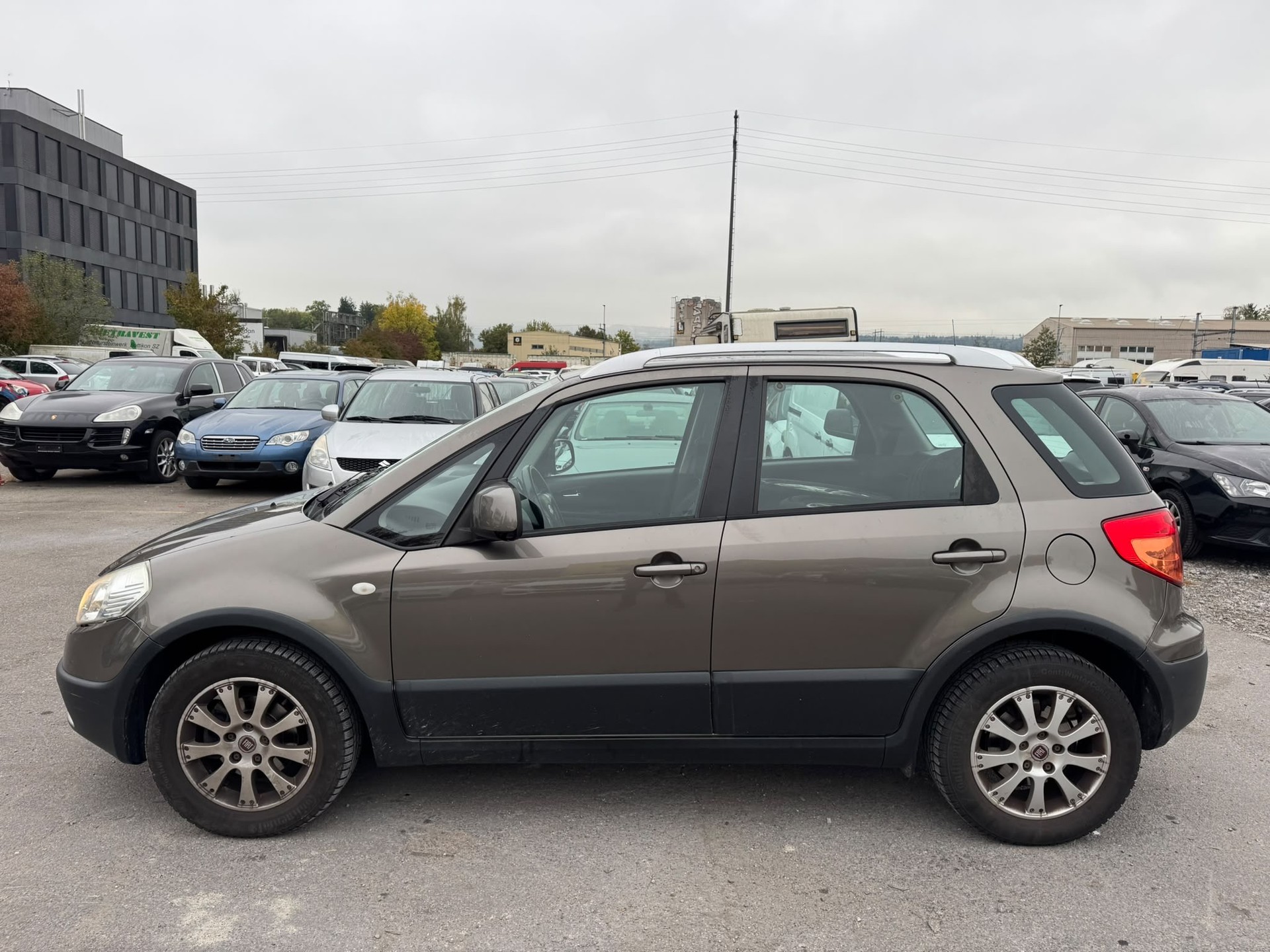 FIAT Sedici 1.6 4WD Emotion-image-11