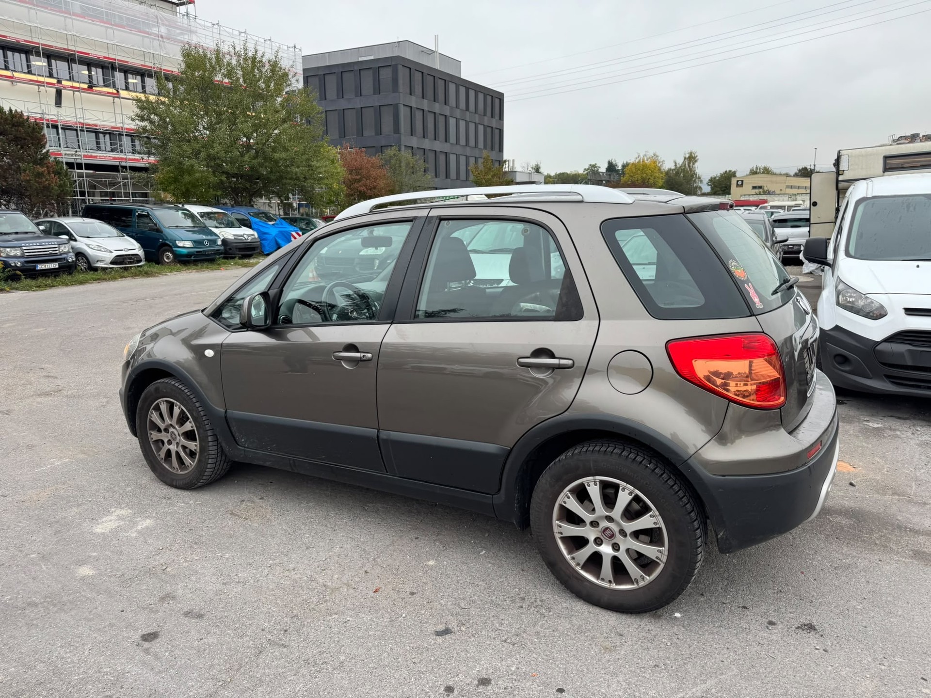 FIAT Sedici 1.6 4WD Emotion-image-4
