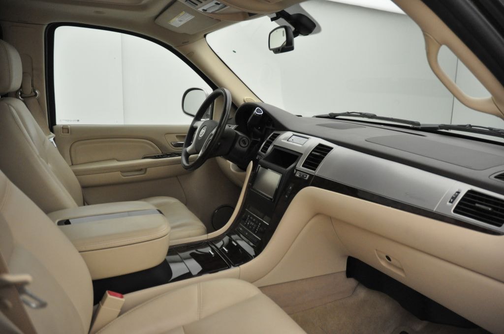 CADILLAC Escalade 6.2 Sport Luxury-image-10