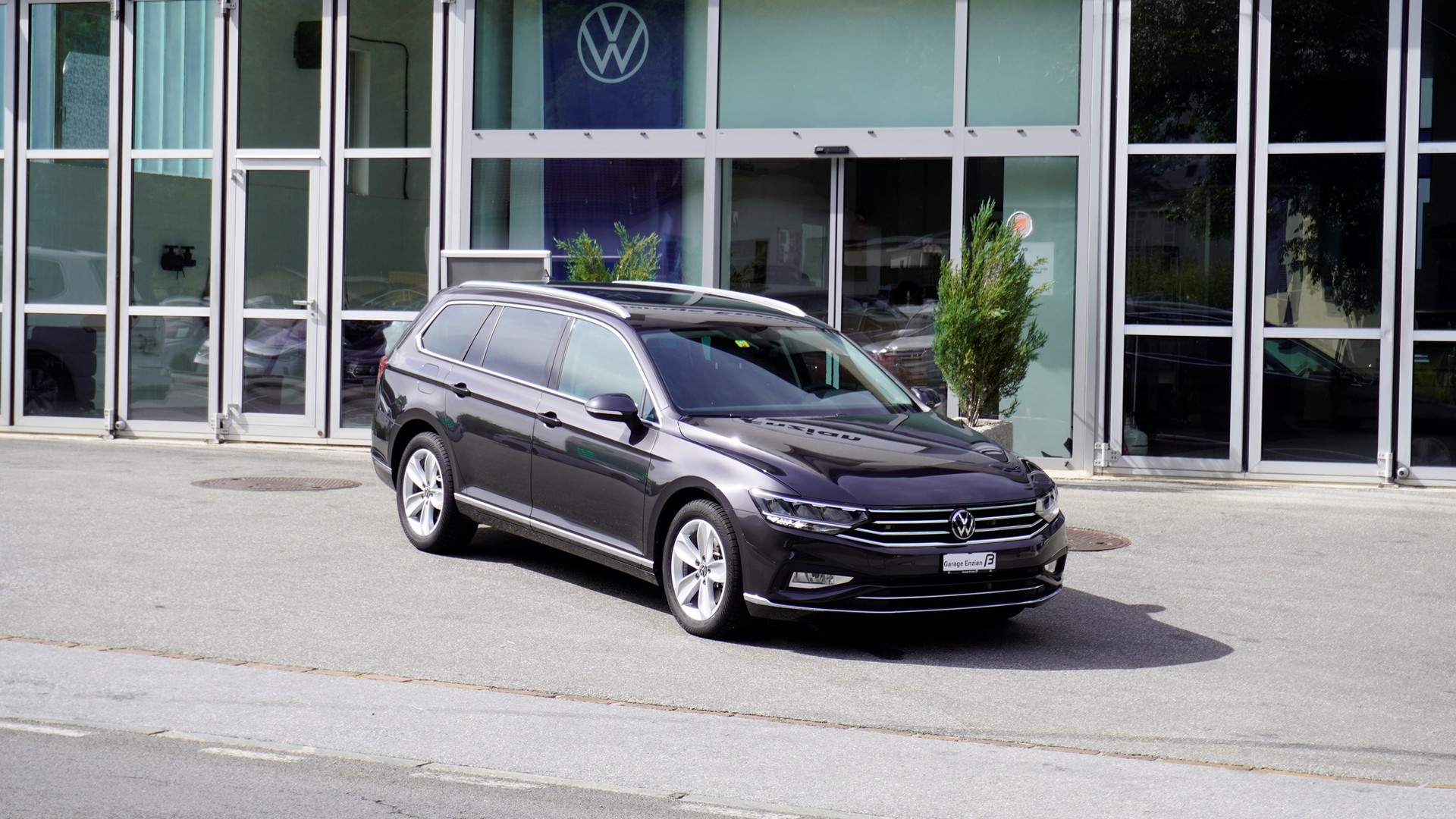 VW Passat 2.0 TDI BMT Elegance 4Motion DSG-image-0