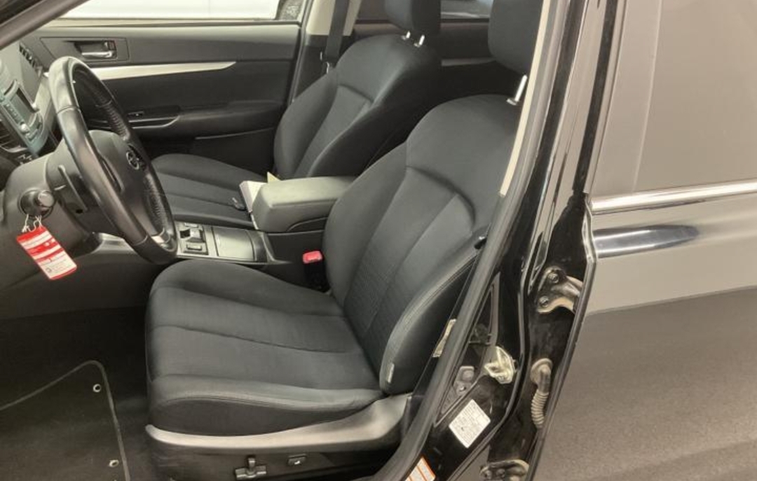 SUBARU Legacy 2.0i Swiss AWD Lineartronic-image-5