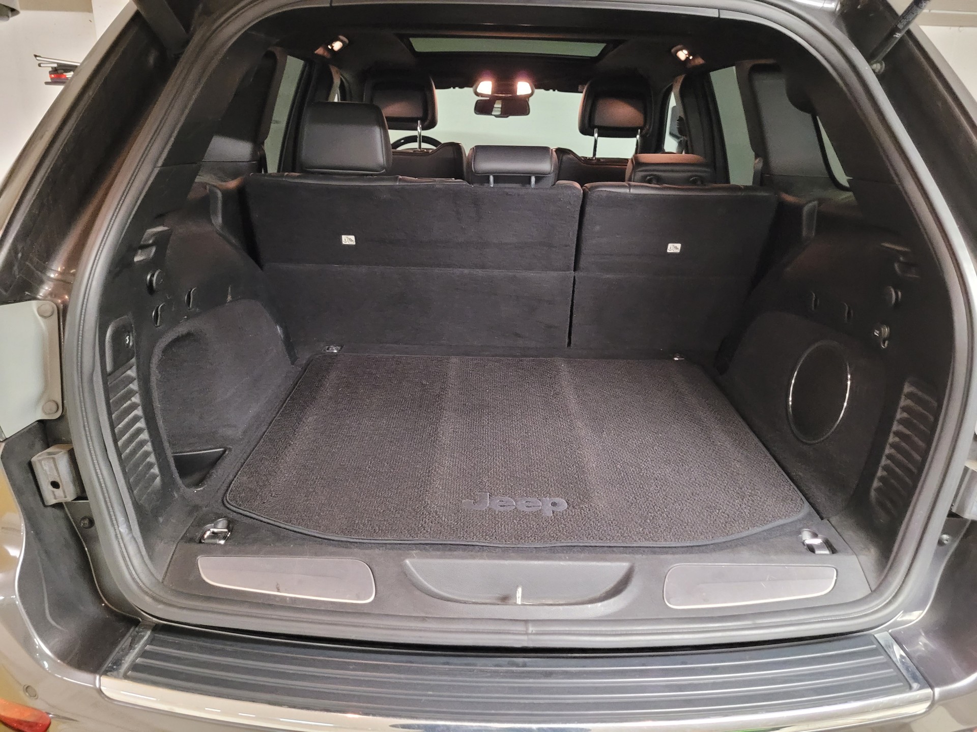 JEEP Grand Cherokee 3.0 CRD Summit Automatic-image-12