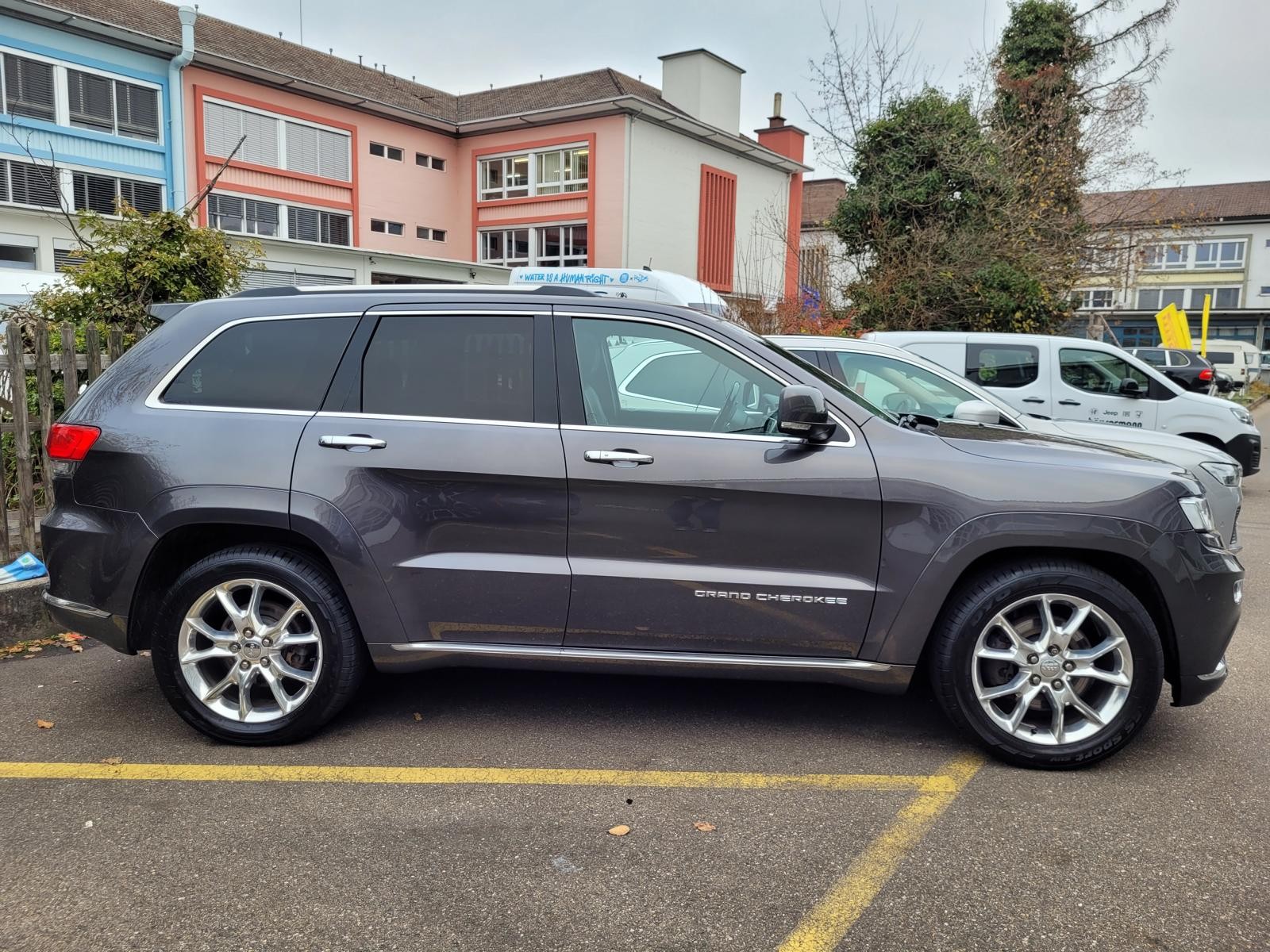 JEEP Grand Cherokee 3.0 CRD Summit Automatic-image-1