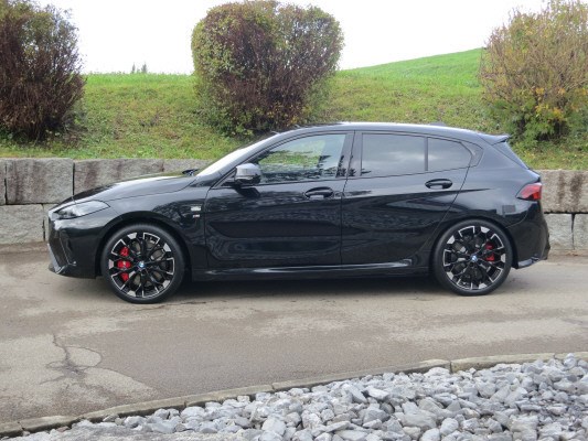 BMW M135 xDrive M Sport Pro-showroom-element-1